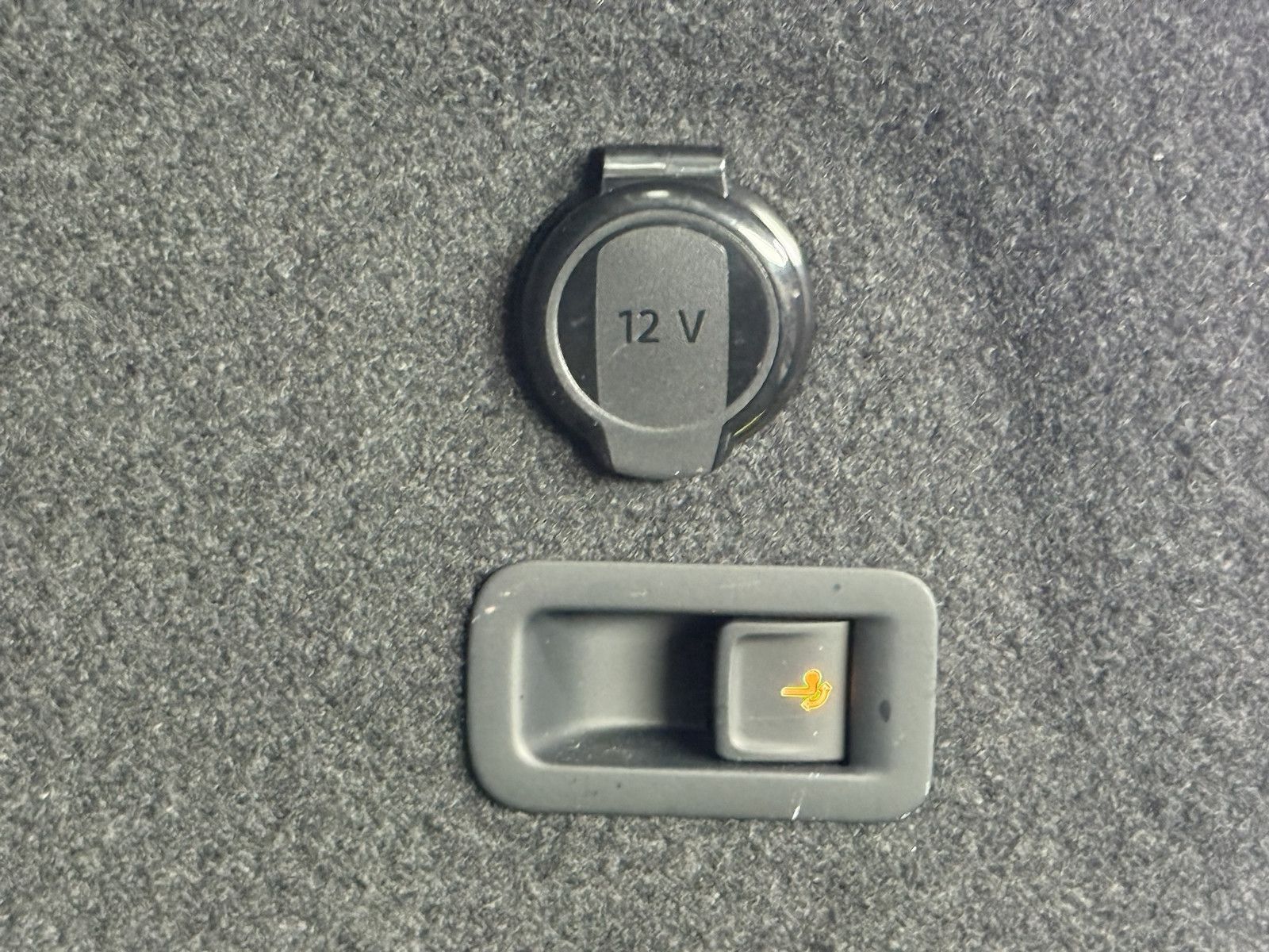 Fahrzeugabbildung Volkswagen Golf Variant 2,0 TDI DSG *Navi*LED*ACC*Kam*AHK*