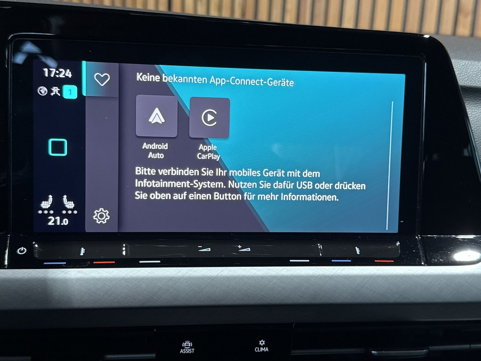 Fahrzeugabbildung Volkswagen Golf Variant 2,0 TDI DSG *Navi*LED*ACC*Kam*AHK*