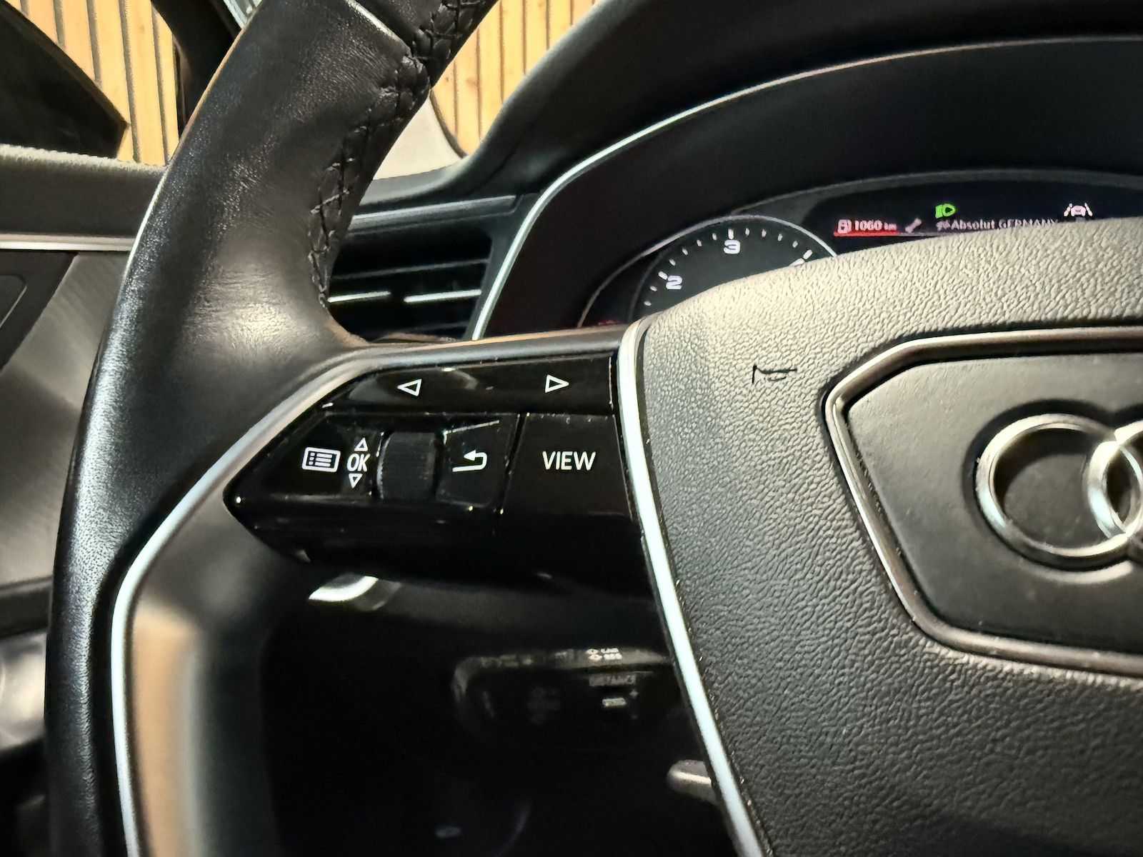 Fahrzeugabbildung Audi A6 Avant 2,0 TDI qu. *Navi*ACC*LED*AHK*Leder*