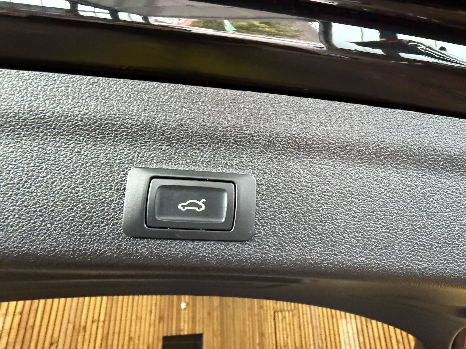 Fahrzeugabbildung Audi A6 Avant 2,0 TDI qu. *Navi*ACC*LED*AHK*Leder*