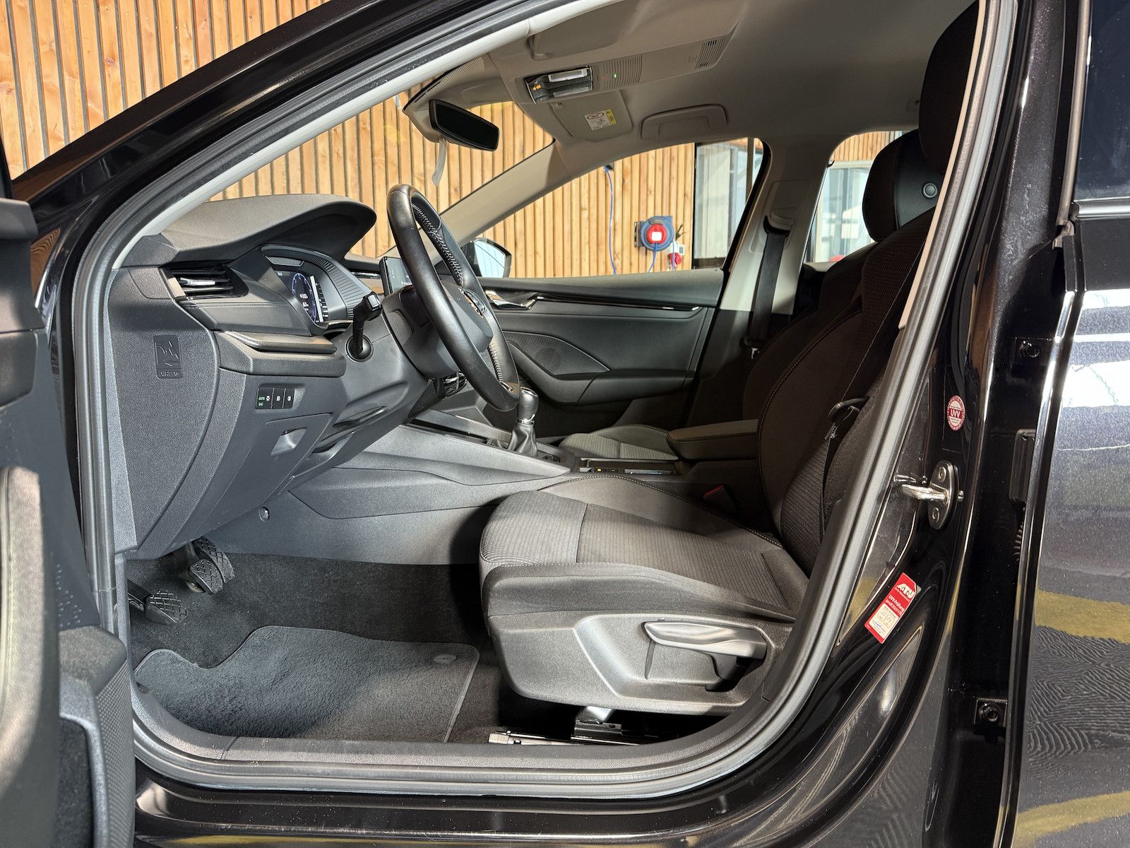 Fahrzeugabbildung SKODA Octavia Combi TSI *Navi*LED*Kessy*Virtual*Tempo*