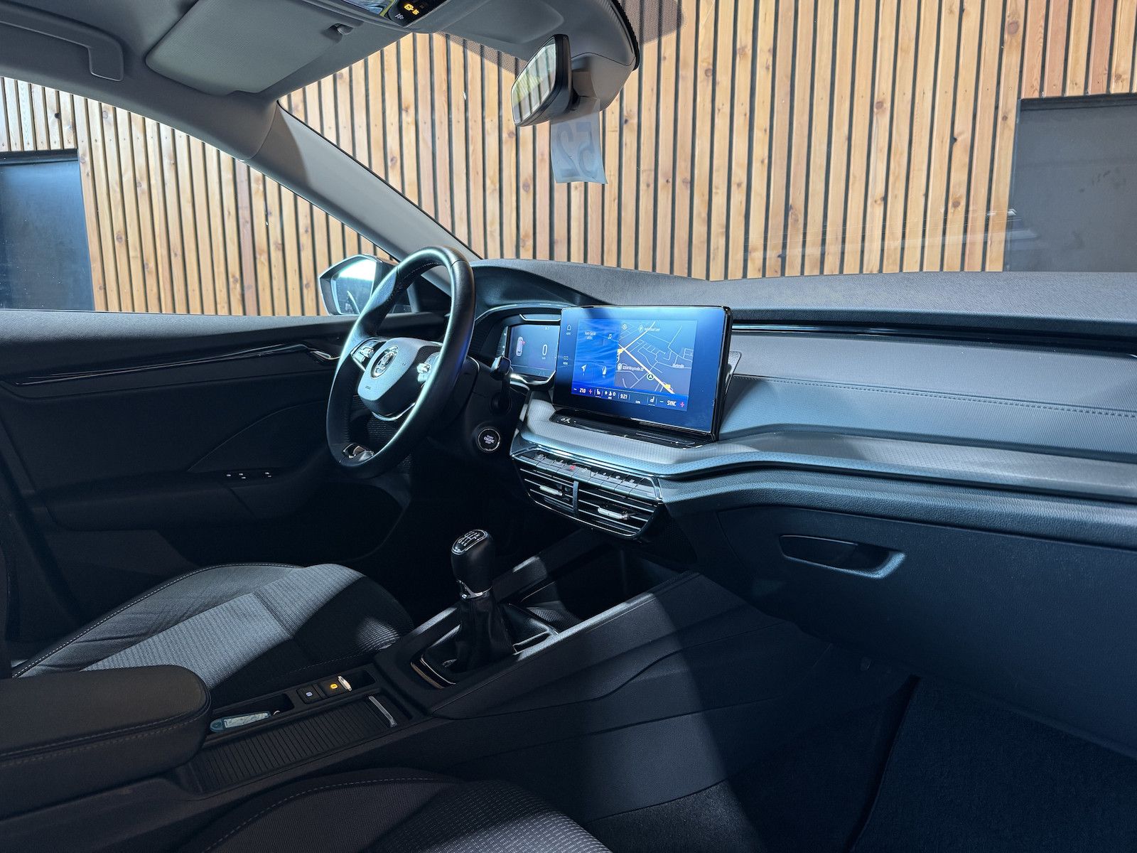 Fahrzeugabbildung SKODA Octavia Combi TSI *Navi*LED*Kessy*Virtual*Tempo*