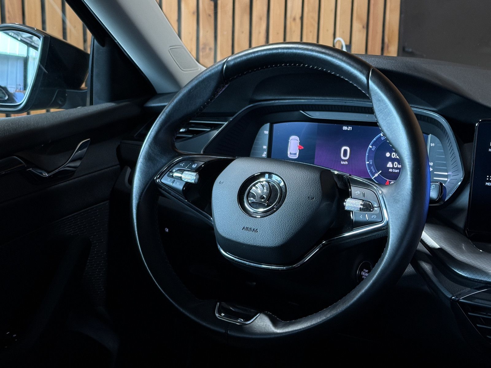 Fahrzeugabbildung SKODA Octavia Combi TSI *Navi*LED*Kessy*Virtual*Tempo*