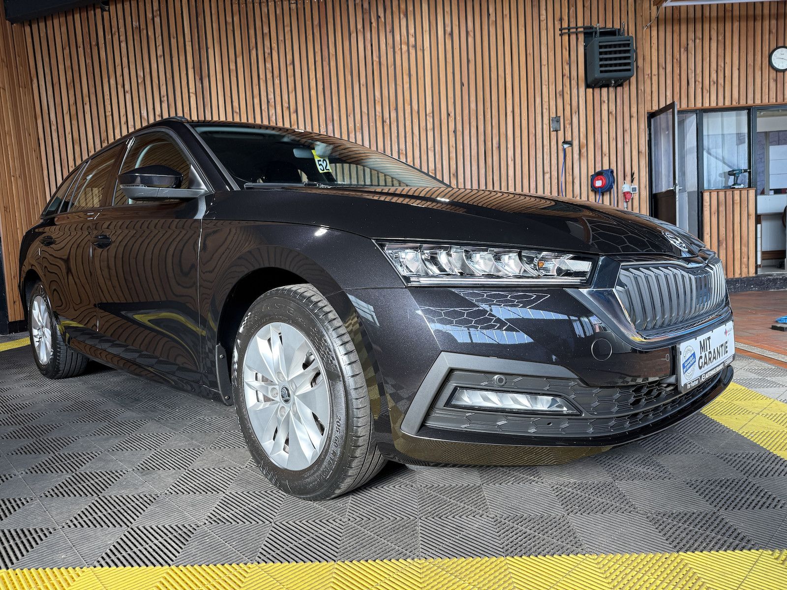 Fahrzeugabbildung SKODA Octavia Combi TSI *Navi*LED*Kessy*Virtual*Tempo*