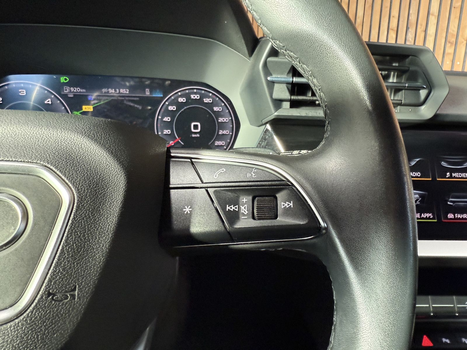 Fahrzeugabbildung Audi A3 Sportback advanced TDI *Navi*LED*Kam*Virtual*