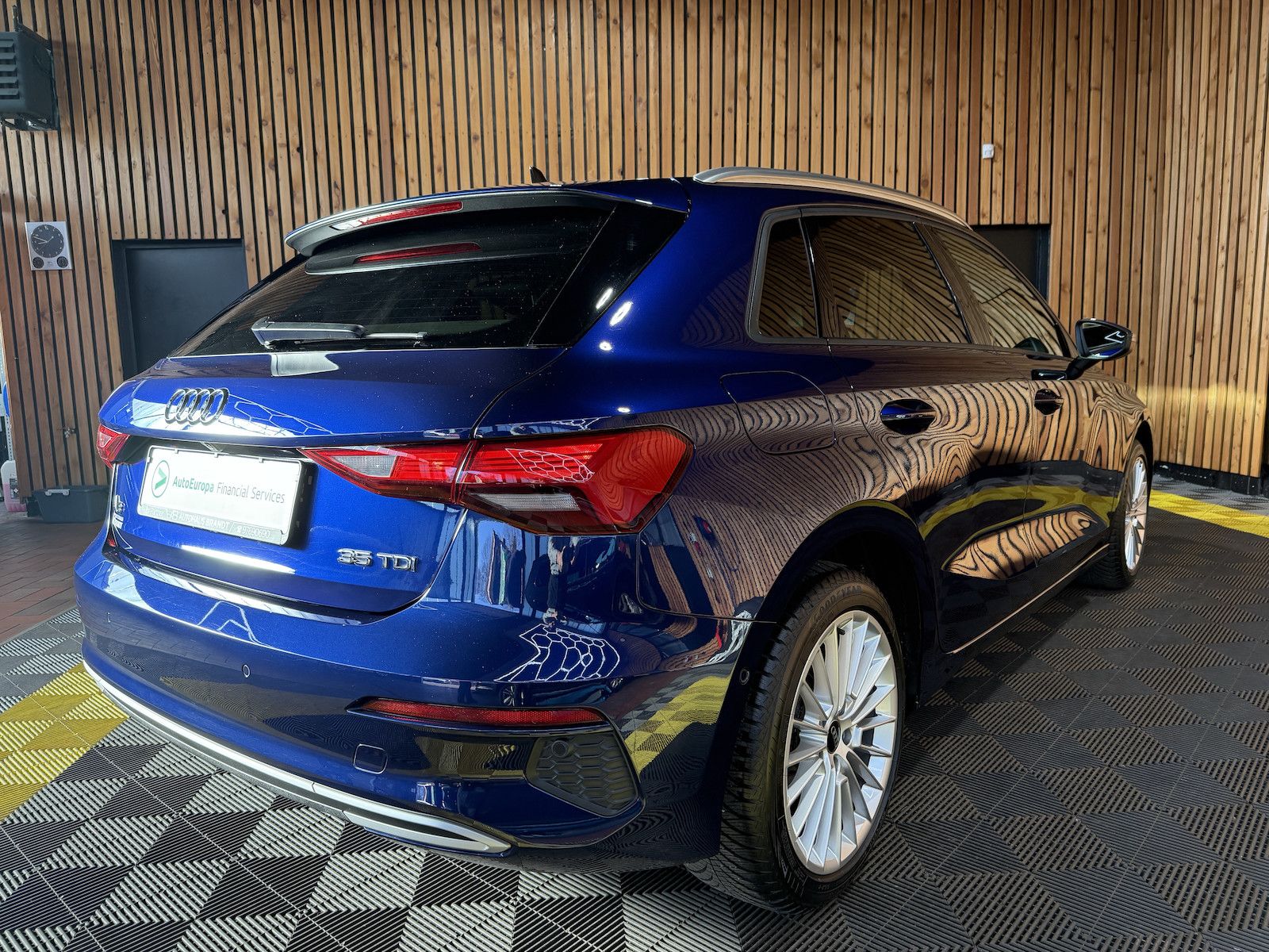 Fahrzeugabbildung Audi A3 Sportback advanced TDI *Navi*LED*Kam*Virtual*