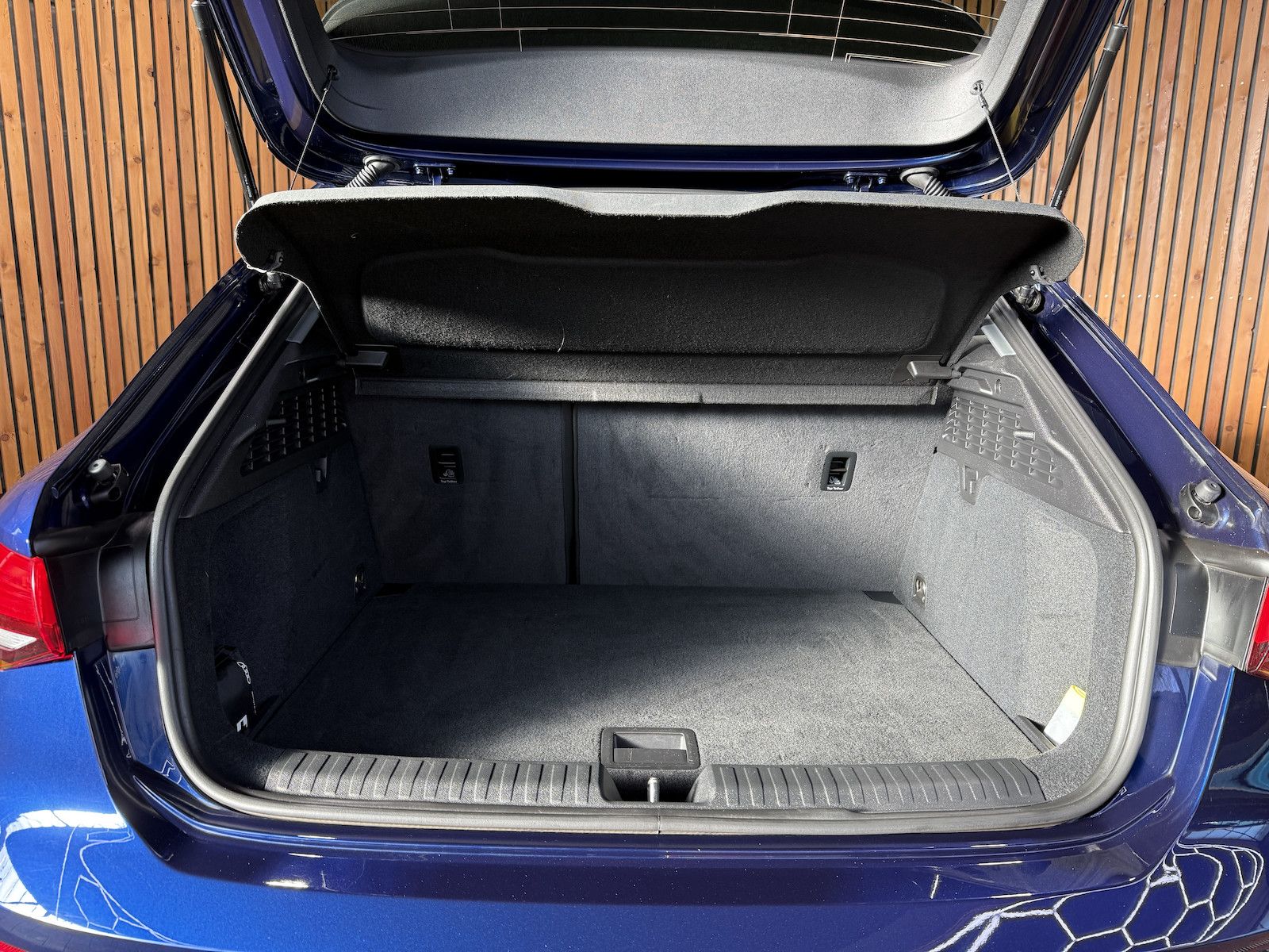 Fahrzeugabbildung Audi A3 Sportback advanced TDI *Navi*LED*Kam*Virtual*