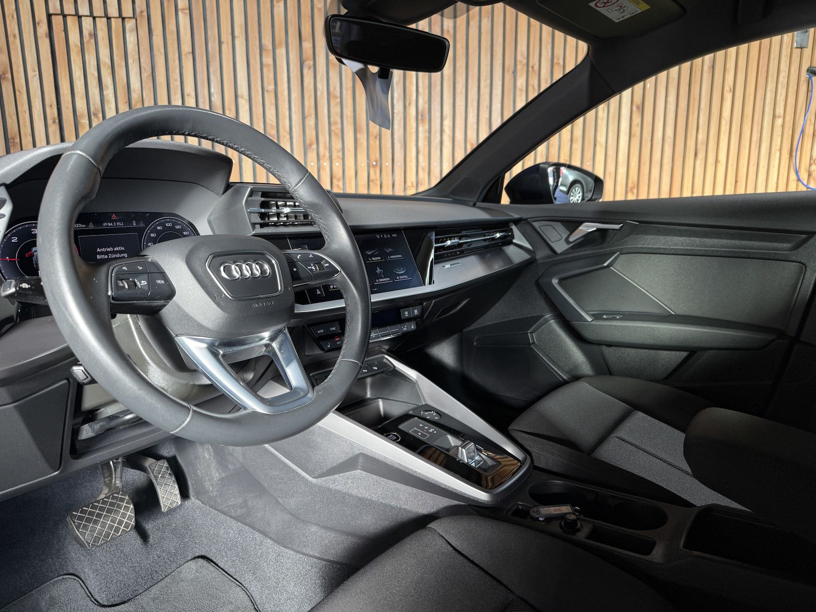 Fahrzeugabbildung Audi A3 Sportback advanced TDI *Navi*LED*Kam*Virtual*