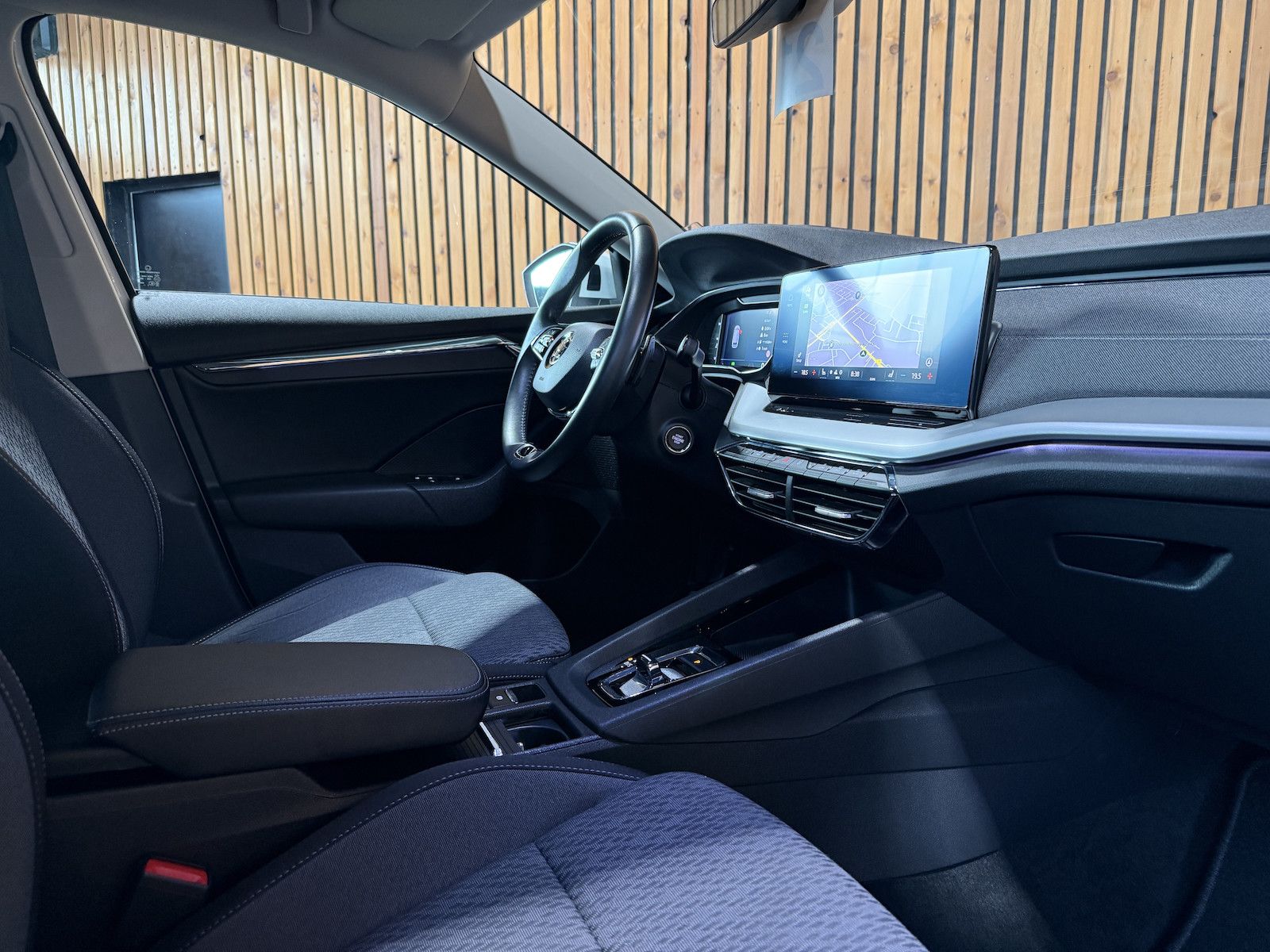 Fahrzeugabbildung SKODA Octavia Combi 2,0 TDI DSG *Navi*LED*ACC*Head*Vir