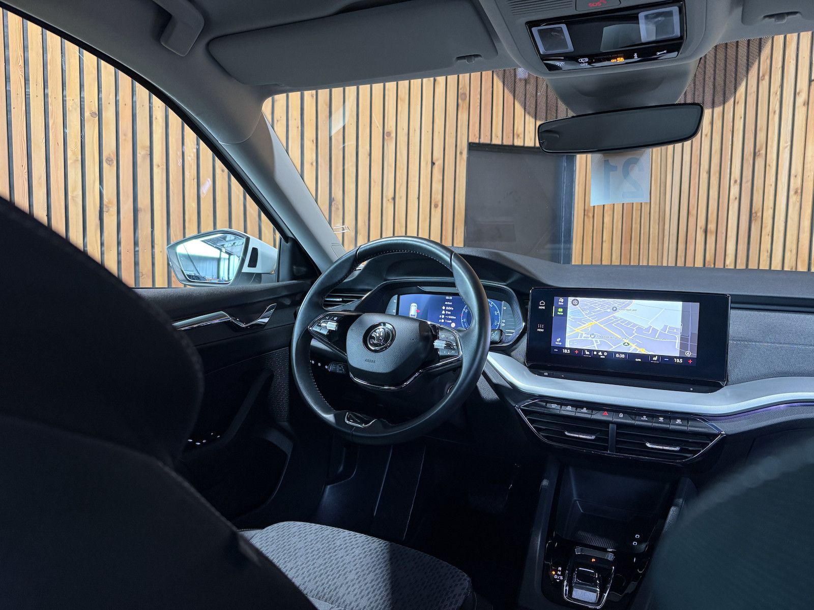Fahrzeugabbildung SKODA Octavia Combi 2,0 TDI DSG *Navi*LED*ACC*Head*Vir