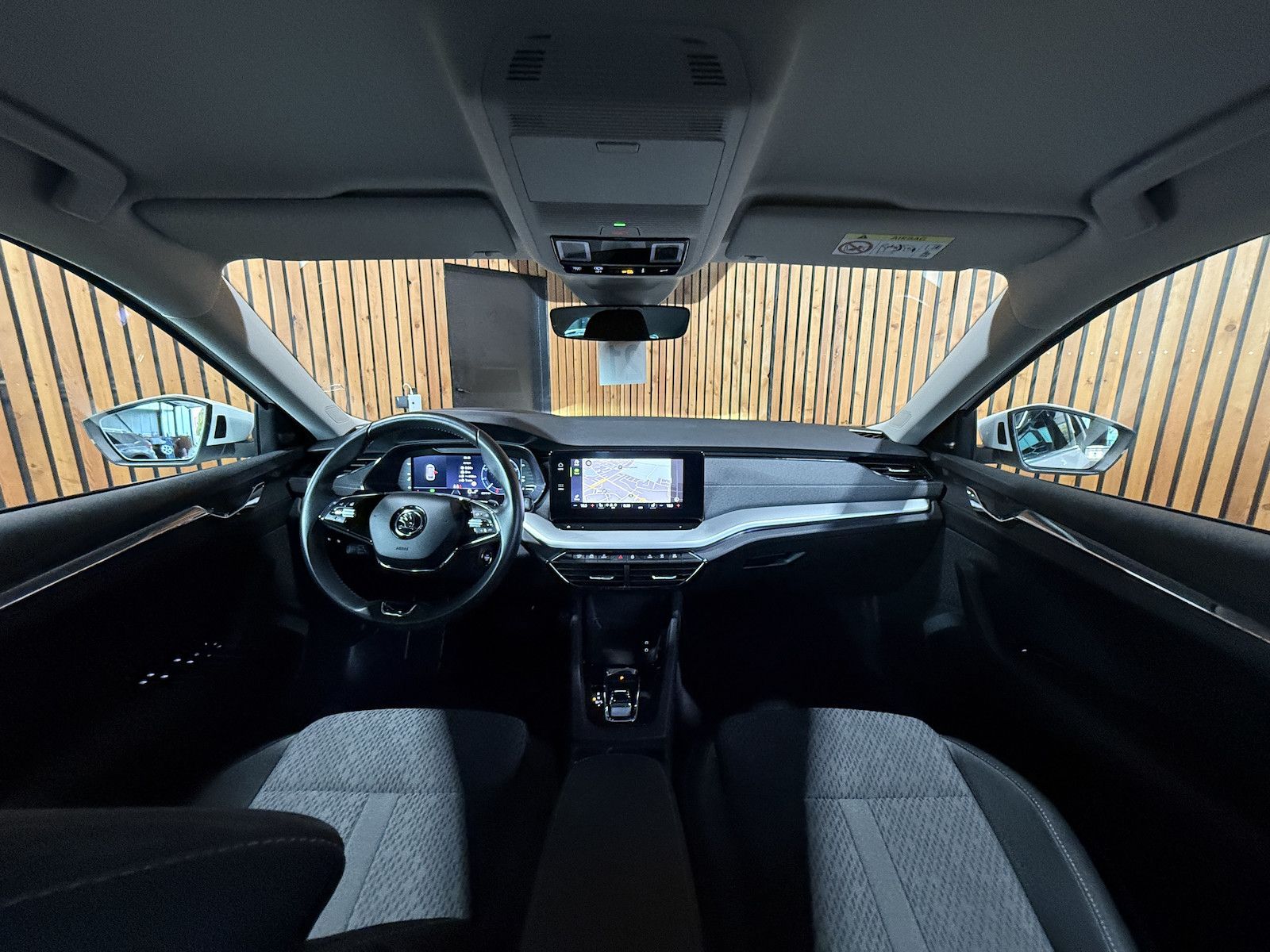 Fahrzeugabbildung SKODA Octavia Combi 2,0 TDI DSG *Navi*LED*ACC*Head*Vir