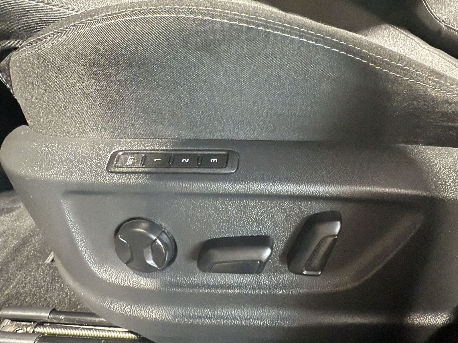 Fahrzeugabbildung SKODA Kodiaq Style 4x4 TDI DSG *Nav*LED*ACC*AHK*Kamera