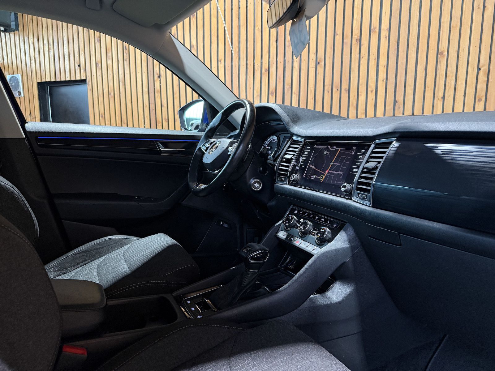 Fahrzeugabbildung SKODA Kodiaq Style 4x4 TDI DSG *Nav*LED*ACC*AHK*Kamera