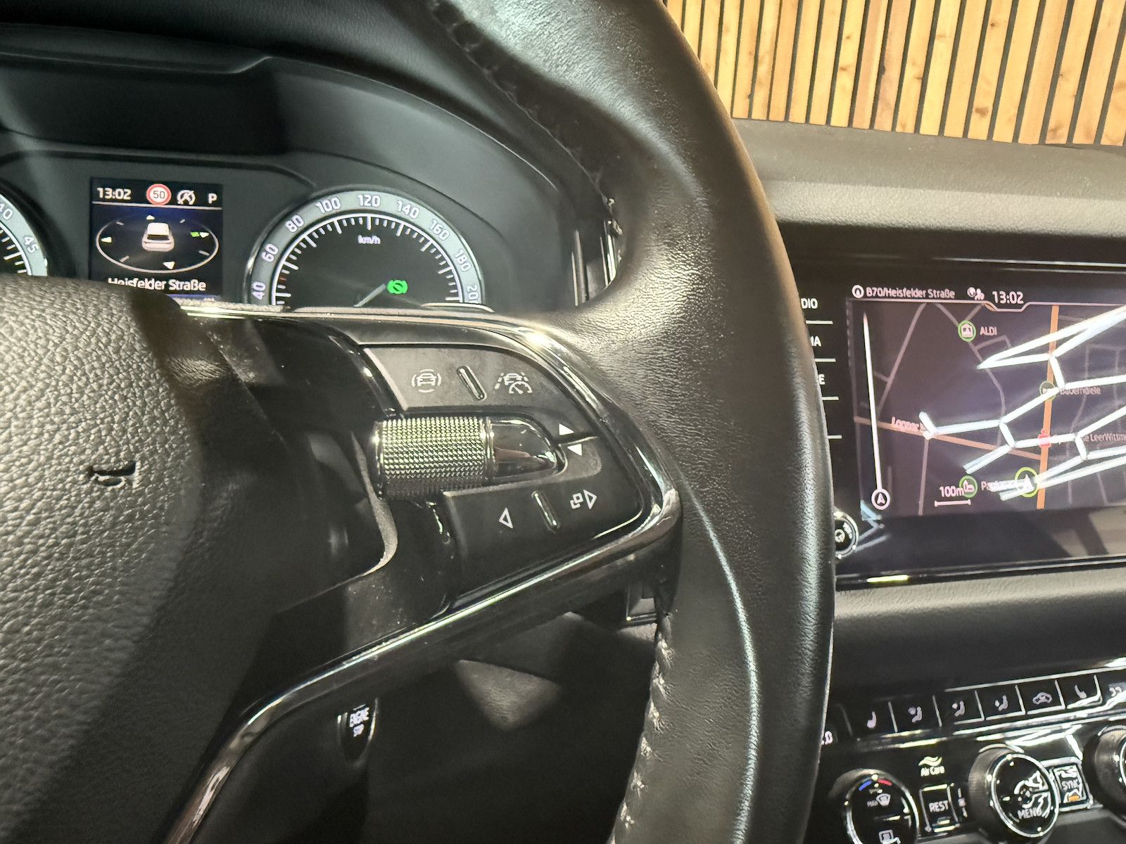 Fahrzeugabbildung SKODA Kodiaq Style 4x4 TDI DSG *Nav*LED*ACC*AHK*Kamera