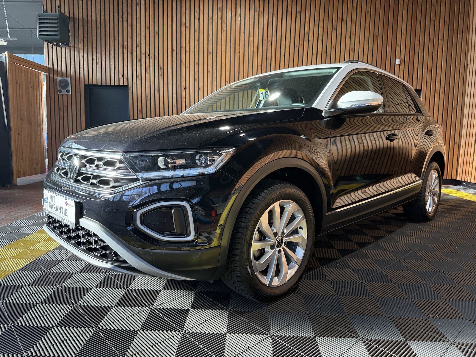 Volkswagen T-Roc 2,0 TDI Style DSG Navi*LED*Kam*Virtual*AHK