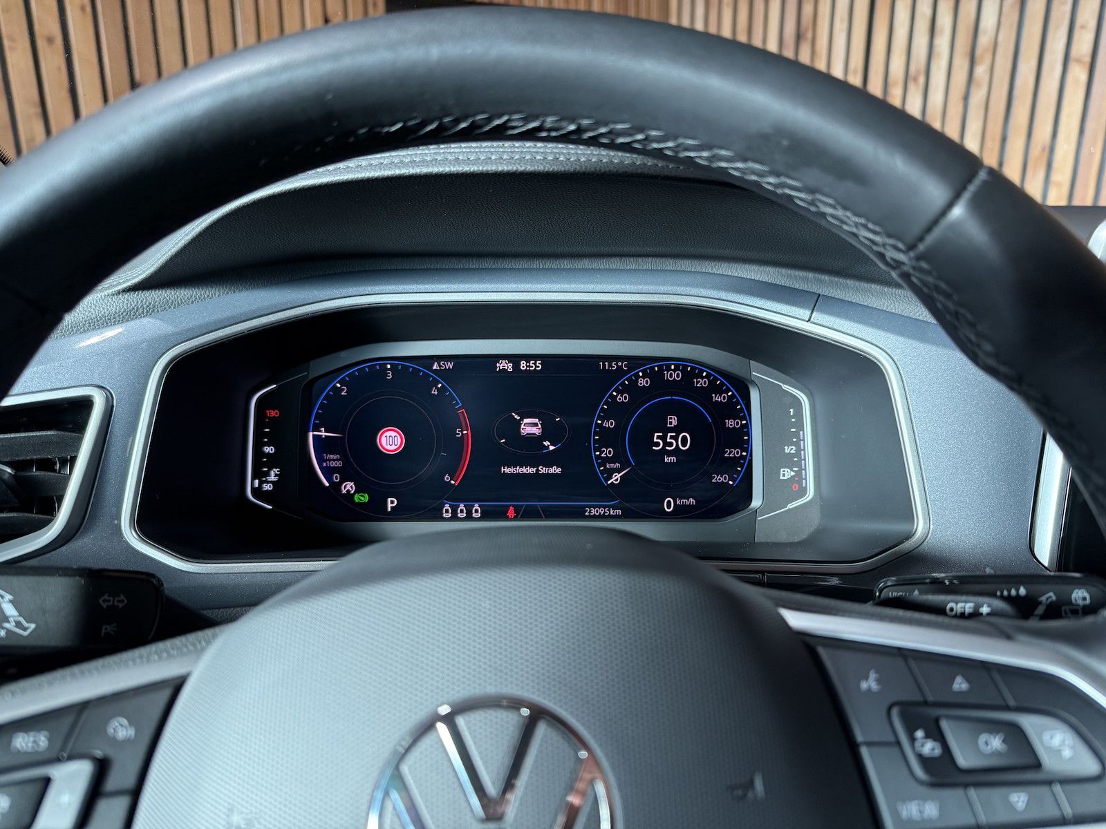 Fahrzeugabbildung Volkswagen T-Roc 2,0 TDI Style DSG Navi*LED*Kam*Virtual*AHK