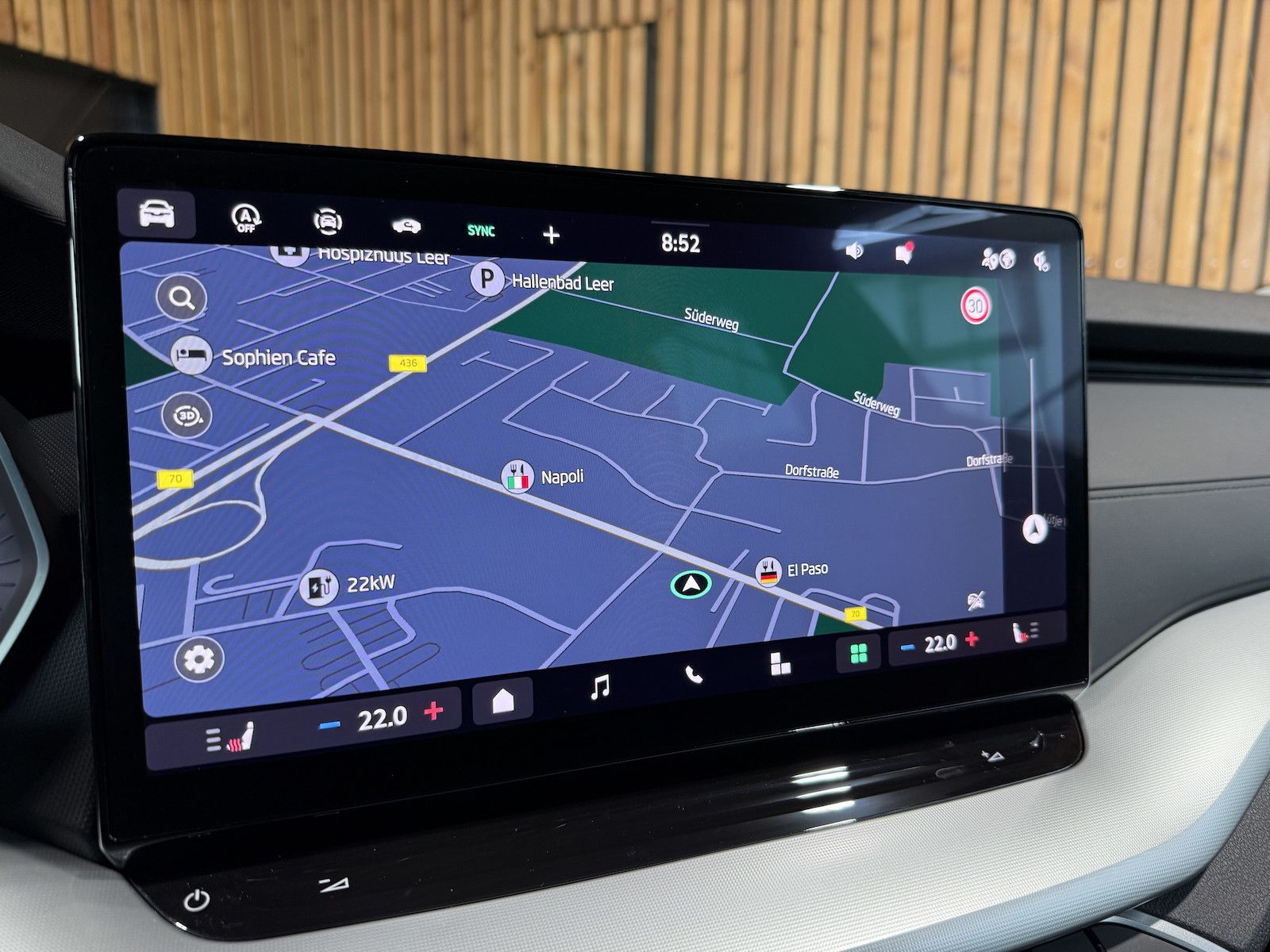 Fahrzeugabbildung SKODA Octavia Combi Selec. 2,0 TDI DSG Navi*Matrix*AHK