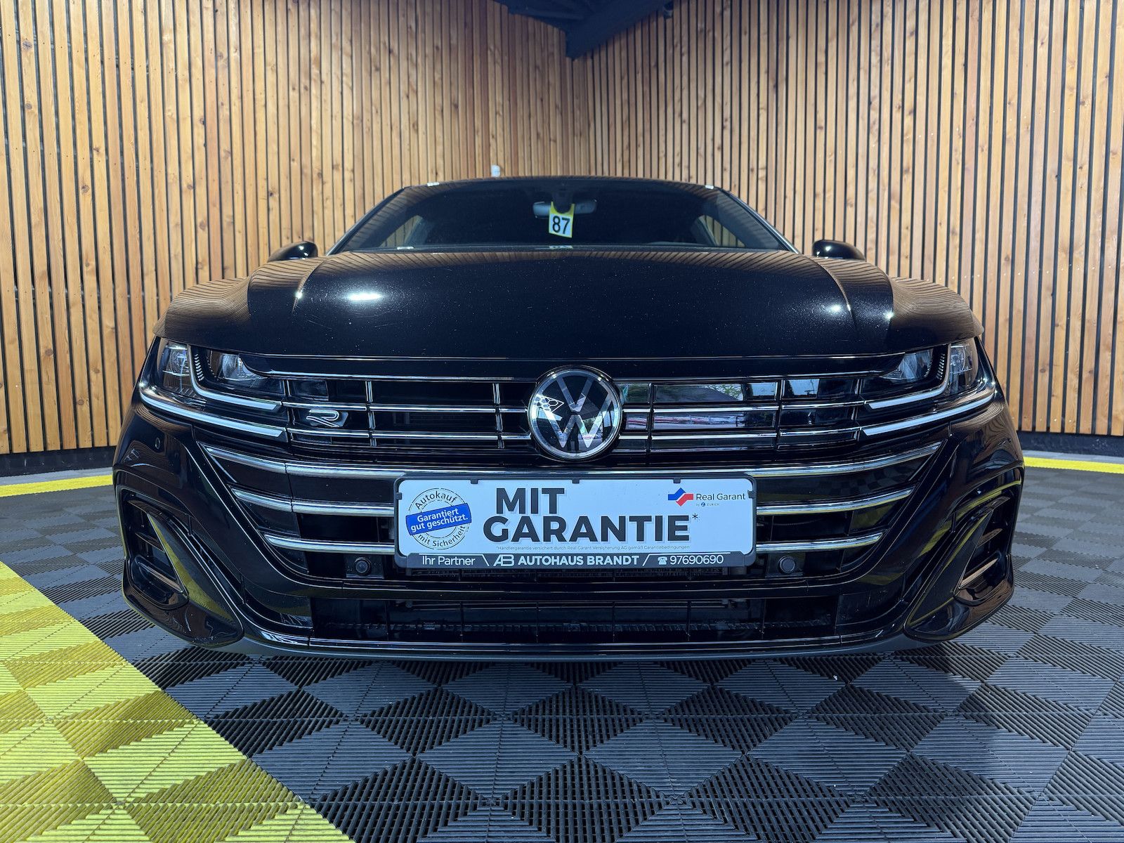 Fahrzeugabbildung Volkswagen Arteon 1.4 eHybrid SB. R-Line Navi*AHK*DCC*Kessy