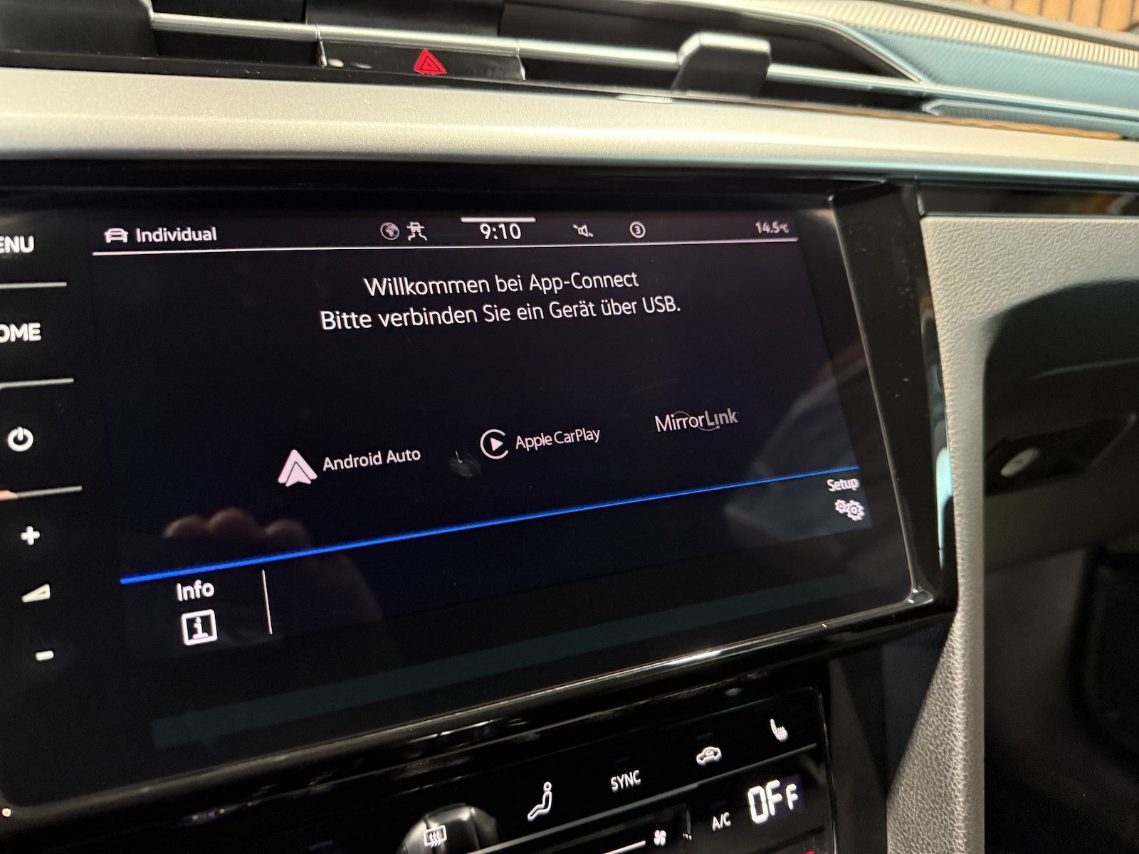 Fahrzeugabbildung Volkswagen Arteon 1.4 eHybrid SB. R-Line Navi*AHK*DCC*Kessy