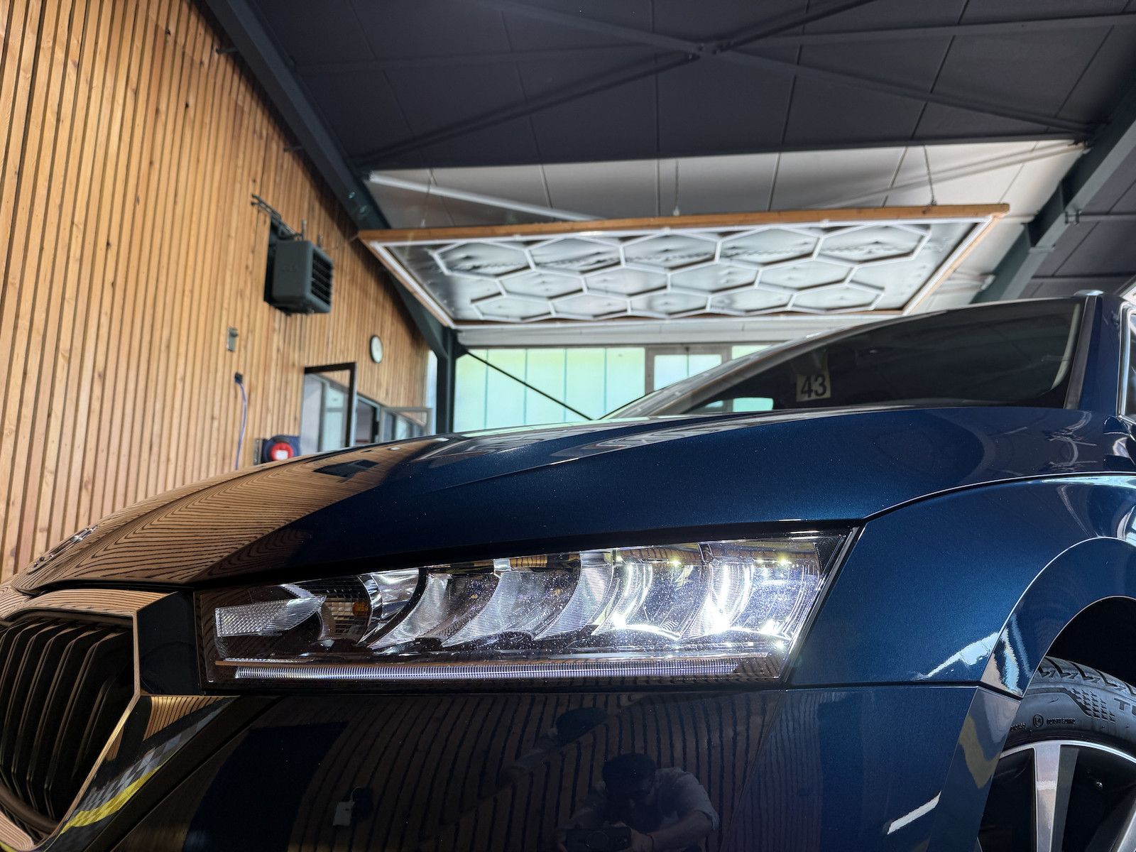 Fahrzeugabbildung SKODA Octavia Combi 2,0 TDI DSG *Navi*LED*ACC*Head*Vir