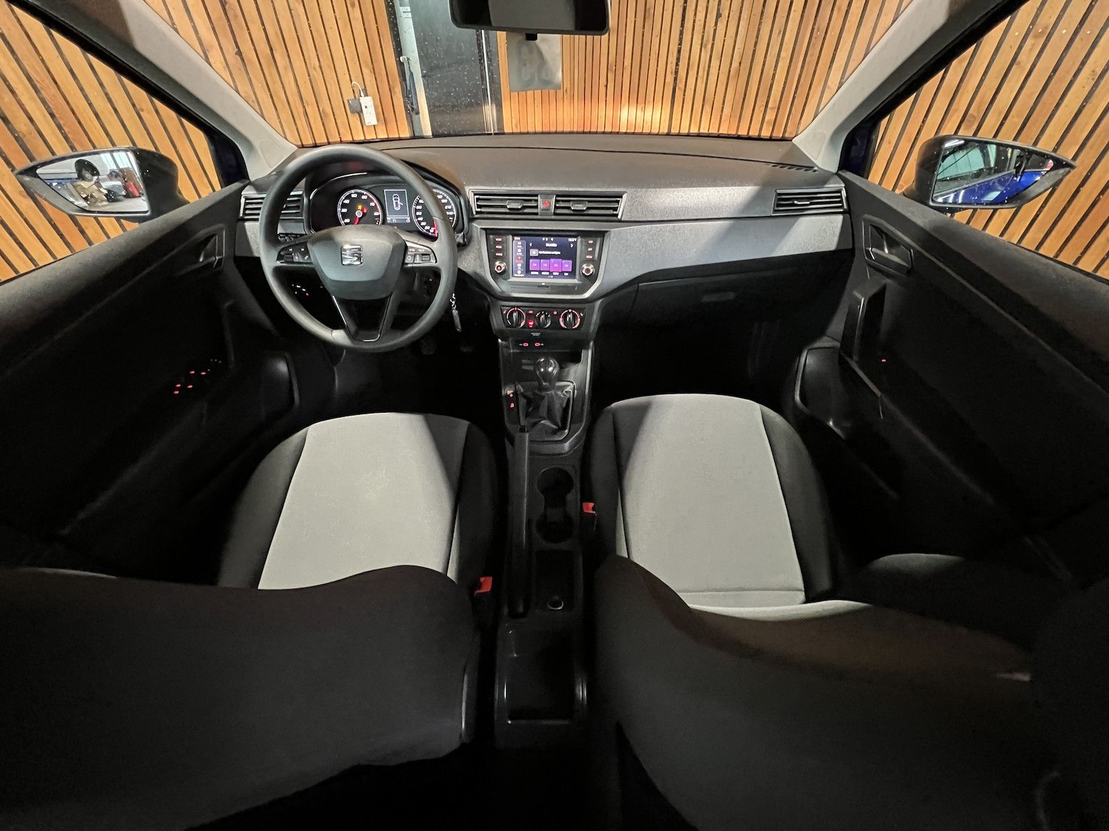 Fahrzeugabbildung SEAT Arona 1,0 TSI *Alu*PDC*Tempo*Sitzhz*Nebel*