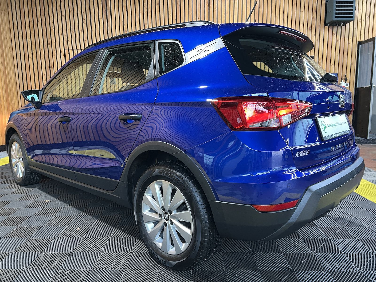Fahrzeugabbildung SEAT Arona 1,0 TSI *Alu*PDC*Tempo*Sitzhz*Nebel*