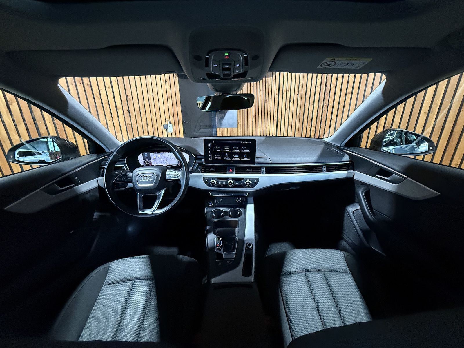 Fahrzeugabbildung Audi A4 Avant S Line TDI Aut. *Navi+*ACC*Kam*Virtual*