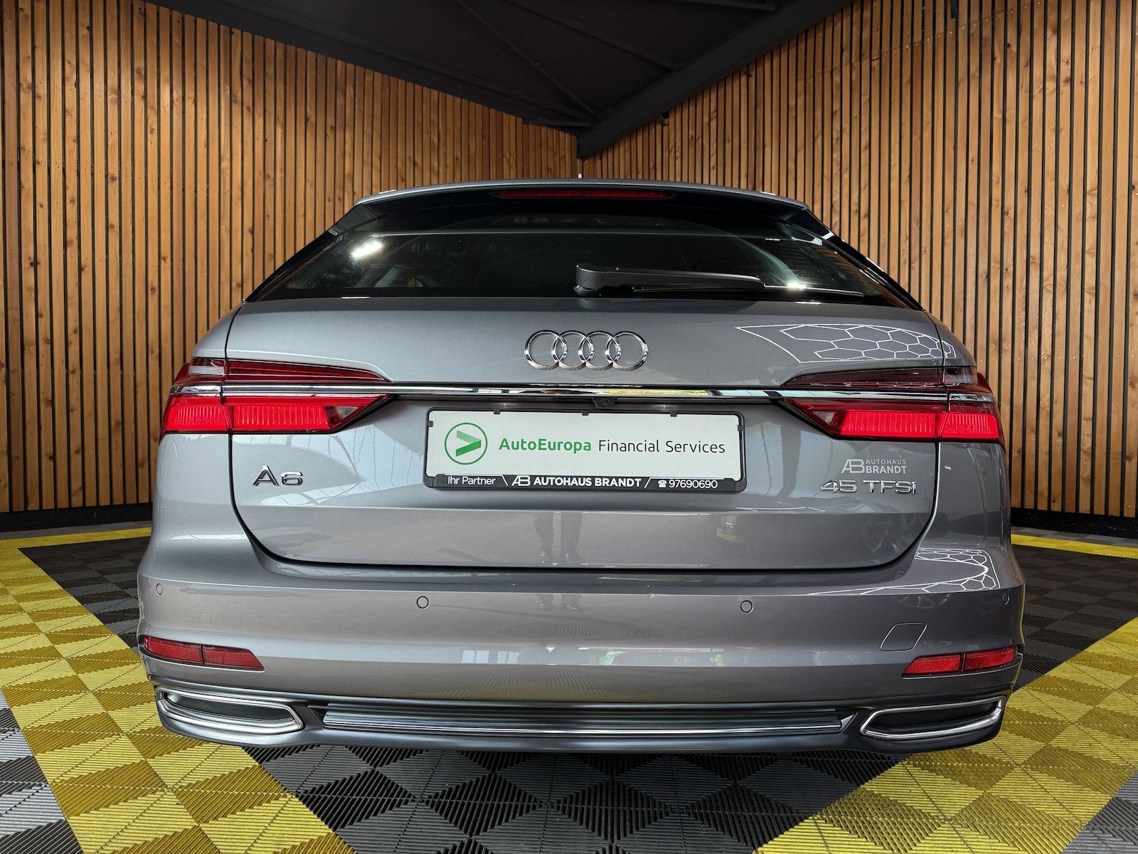 Fahrzeugabbildung Audi A6 Avant sport TFSI *Navi*Leder*Kam*Keyl.*ACC