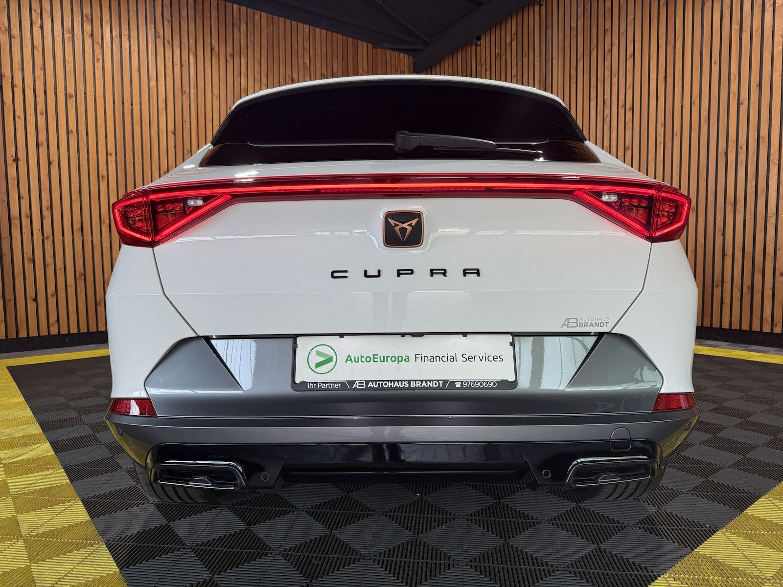 Fahrzeugabbildung CUPRA Formentor 1,5 TSI DSG *Navi*Kam*LED*Virtual*AHK