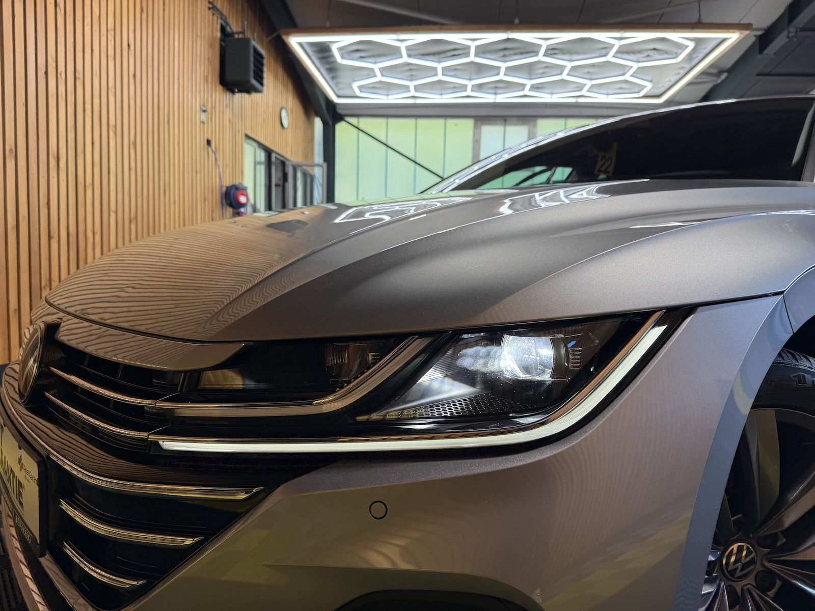 Fahrzeugabbildung Volkswagen Arteon Shooting B. TDI *Navi*LED*Virtual*Kam*AHK