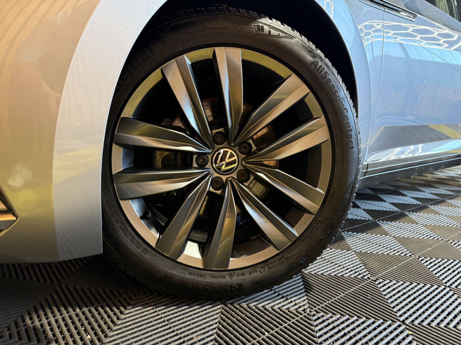 Fahrzeugabbildung Volkswagen Arteon Shooting B. TDI *Navi*LED*Virtual*Kam*AHK