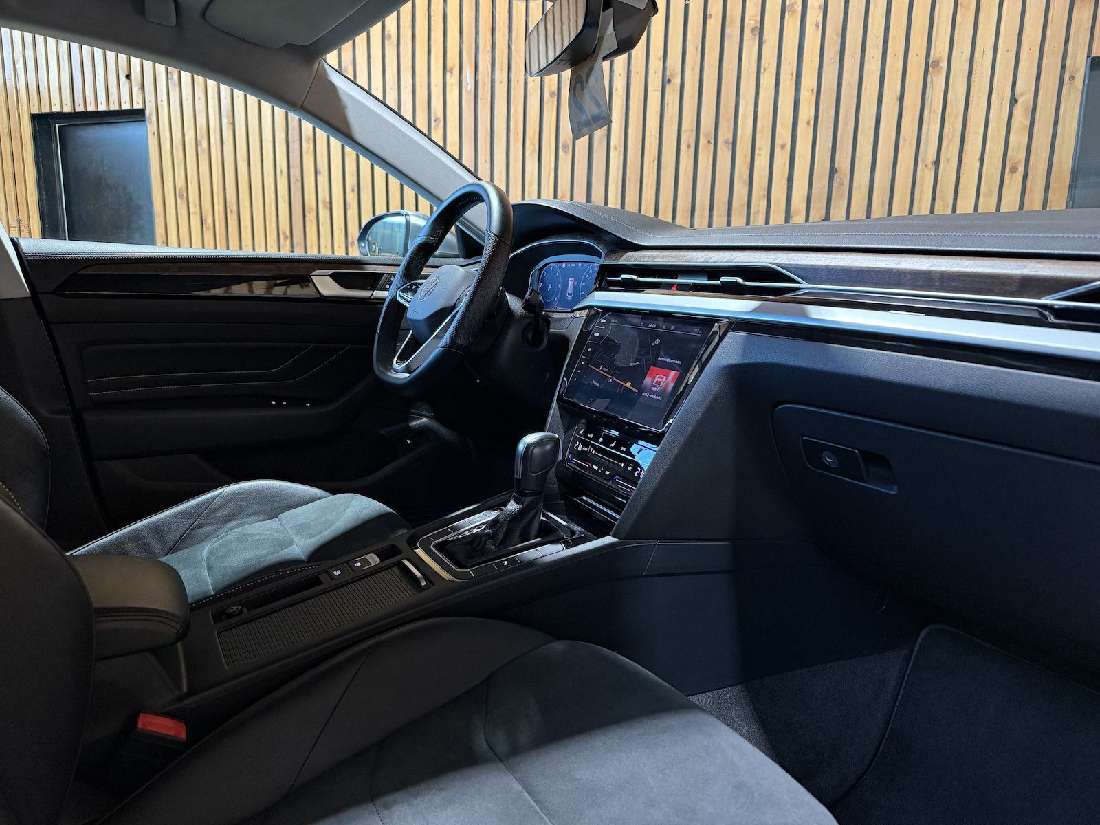 Fahrzeugabbildung Volkswagen Arteon Shooting B. TDI *Navi*LED*Virtual*Kam*AHK