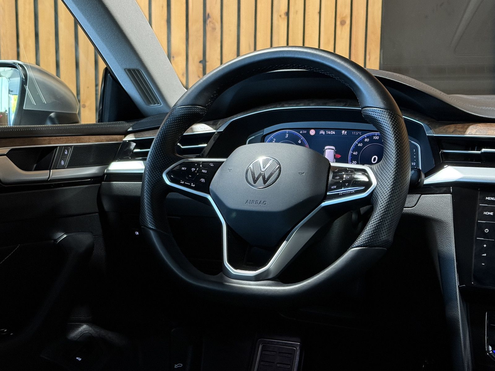 Fahrzeugabbildung Volkswagen Arteon Shooting B. TDI *Navi*LED*Virtual*Kam*AHK