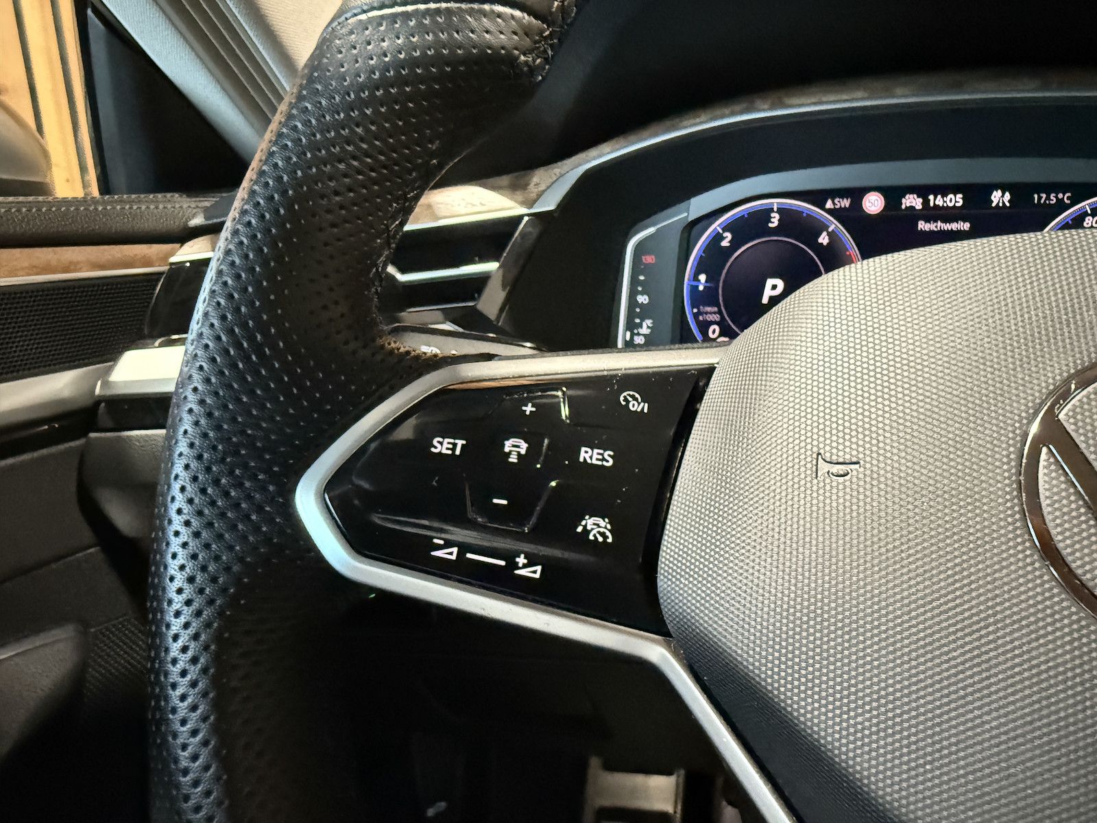 Fahrzeugabbildung Volkswagen Arteon Shooting B. TDI *Navi*LED*Virtual*Kam*AHK