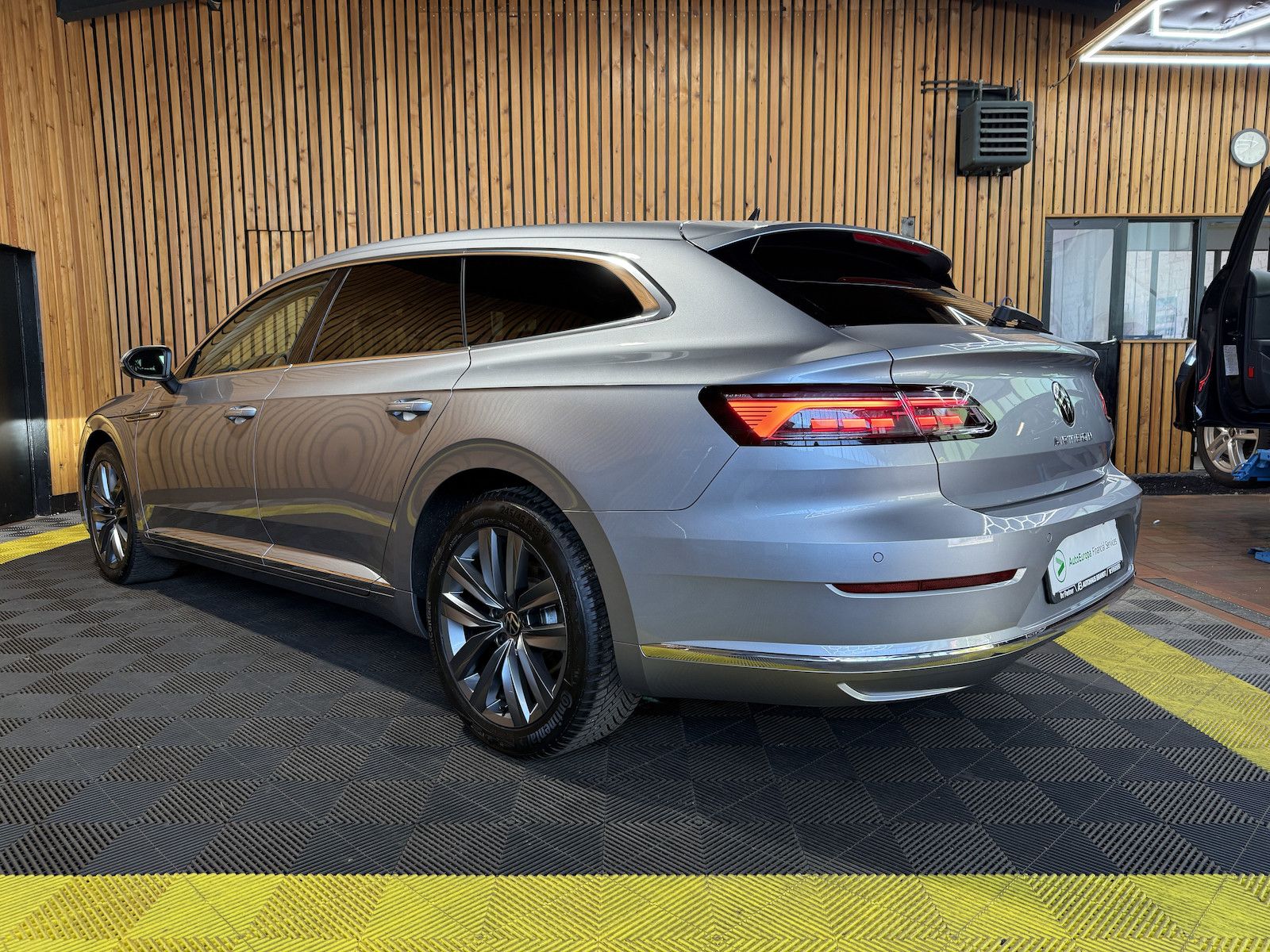 Fahrzeugabbildung Volkswagen Arteon Shooting B. TDI *Navi*LED*Virtual*Kam*AHK