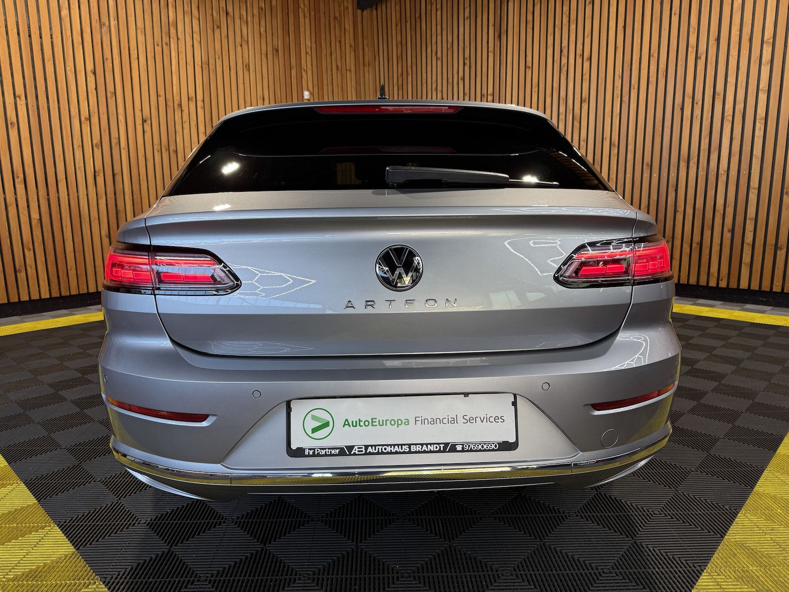 Fahrzeugabbildung Volkswagen Arteon Shooting B. TDI *Navi*LED*Virtual*Kam*AHK