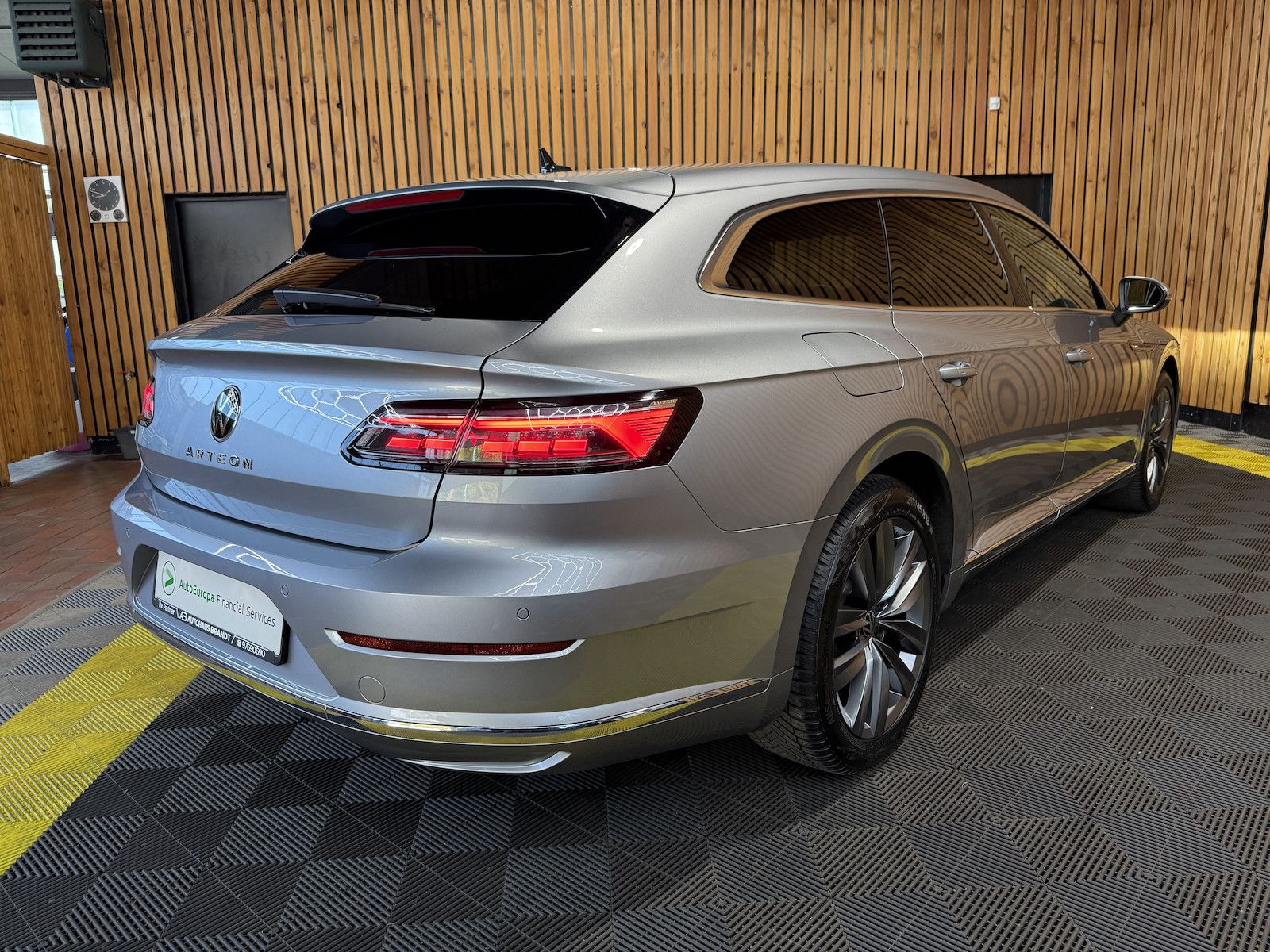 Fahrzeugabbildung Volkswagen Arteon Shooting B. TDI *Navi*LED*Virtual*Kam*AHK