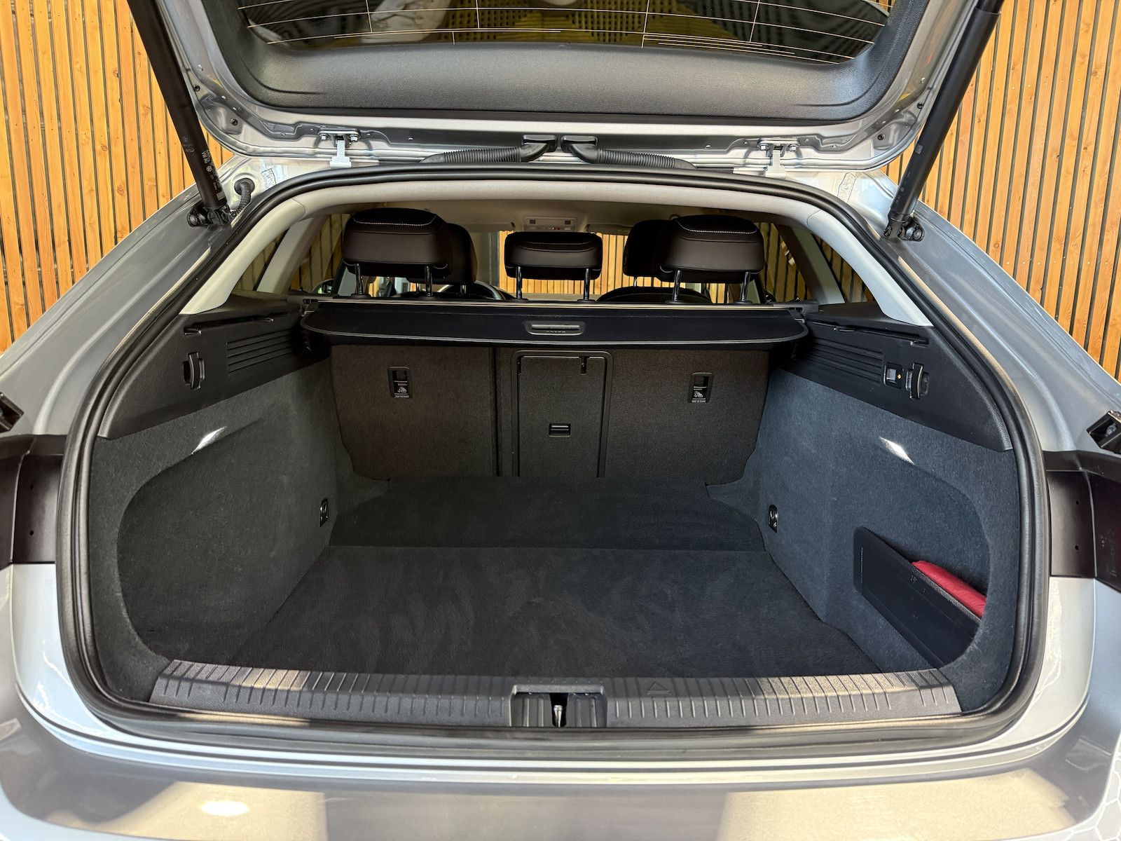 Fahrzeugabbildung Volkswagen Arteon Shooting B. TDI *Navi*LED*Virtual*Kam*AHK