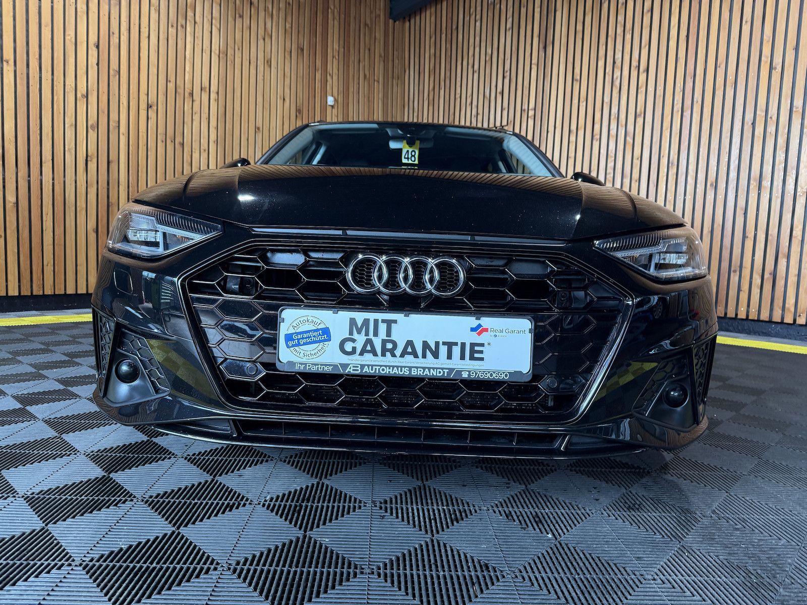 Fahrzeugabbildung Audi A4 Avant S Line TDI Aut. *Navi+*ACC*Kam*LED*Keyl