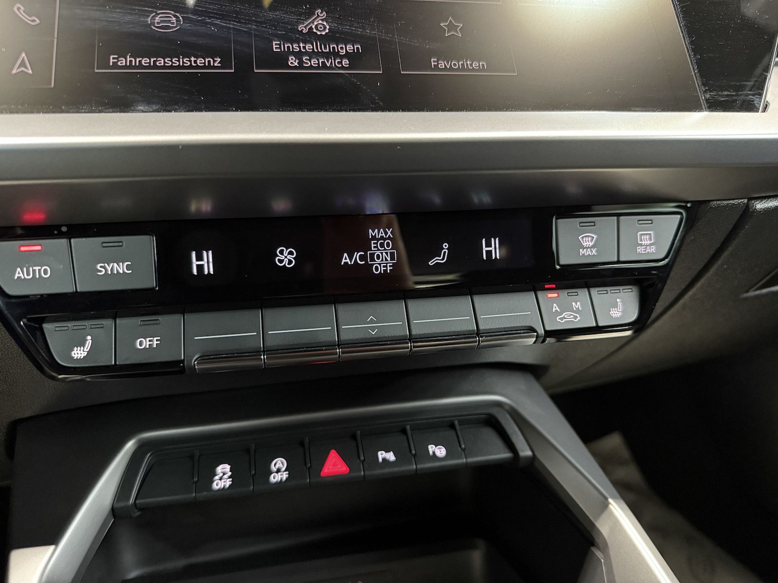 Fahrzeugabbildung Audi A3 Sportback advanced TFSI *Navi*LED*Kam*Virtual
