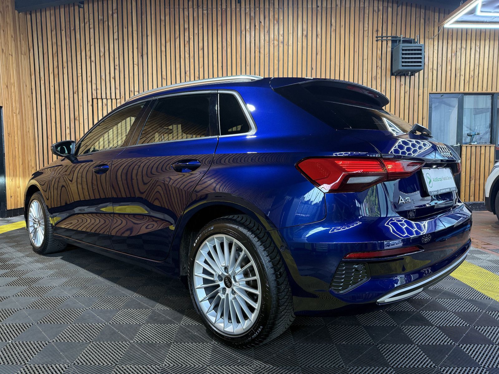 Fahrzeugabbildung Audi A3 Sportback advanced TFSI *Navi*LED*Kam*Virtual