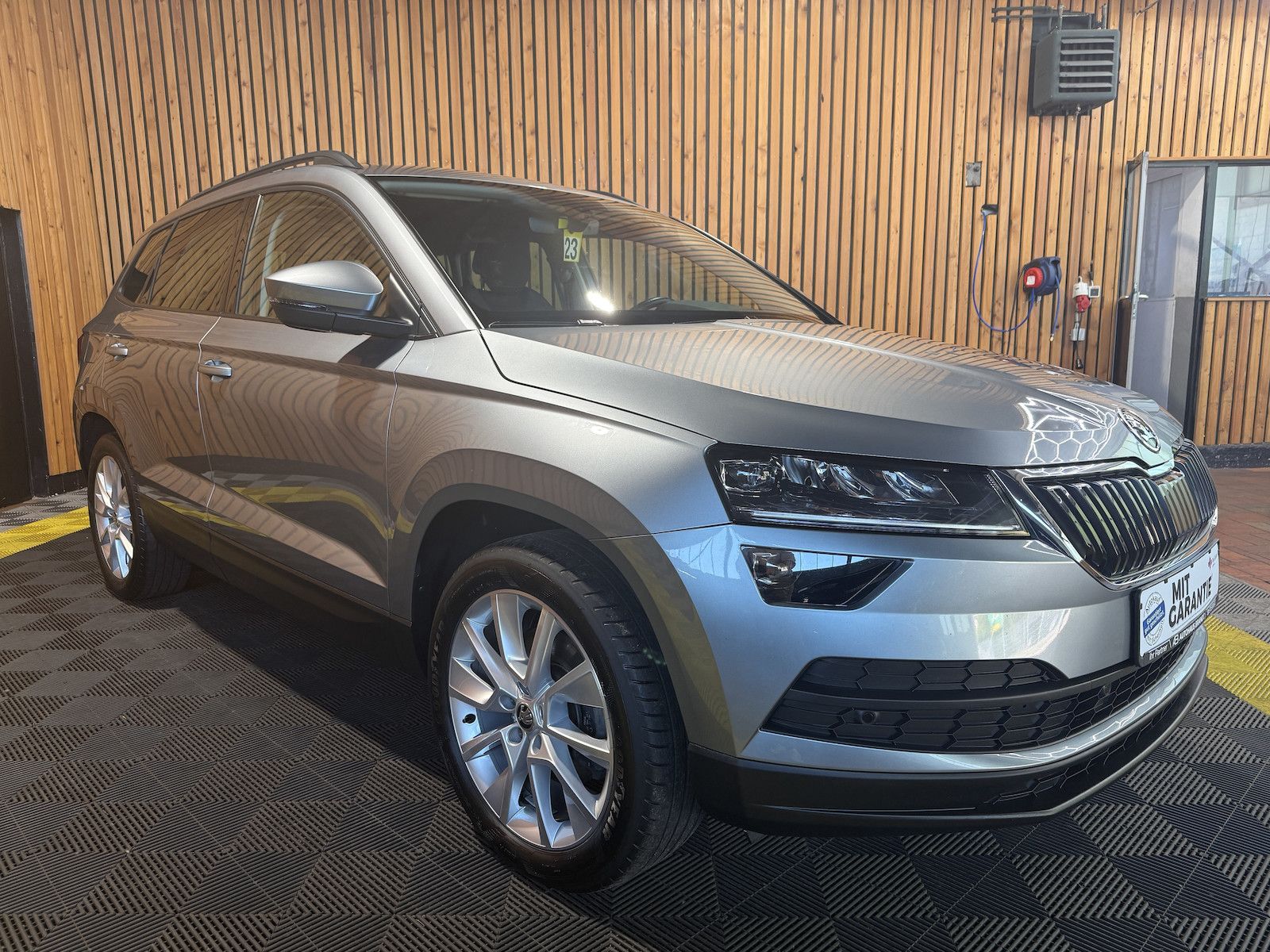 Fahrzeugabbildung SKODA Karoq 4x4 2,0 TDI DSG Navi*Kessy*LED*AHK*Virtual