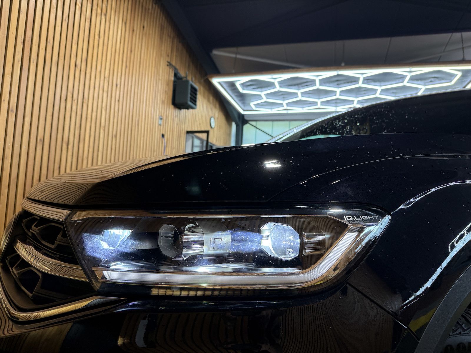 Fahrzeugabbildung Volkswagen T-Roc 2,0 TDI Style DSG Navi*LED*Kam*Virtual*ACC
