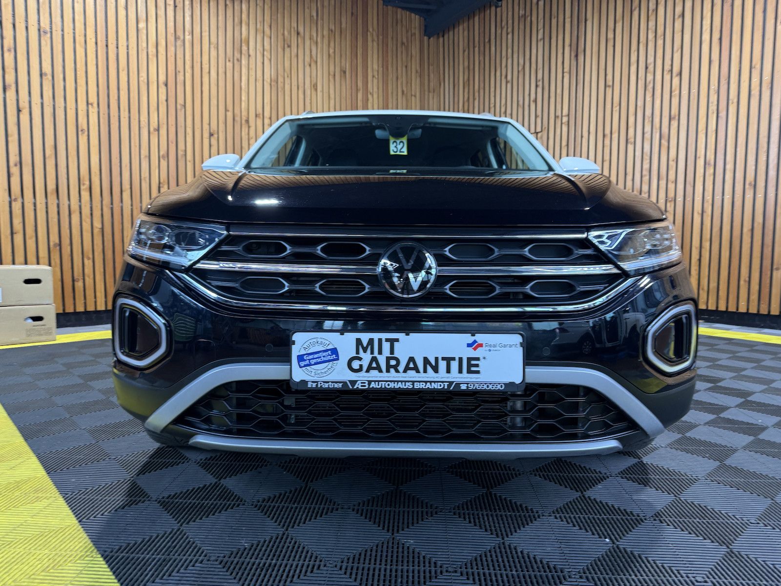 Fahrzeugabbildung Volkswagen T-Roc 2,0 TDI Style DSG Navi*LED*Kam*Virtual*ACC
