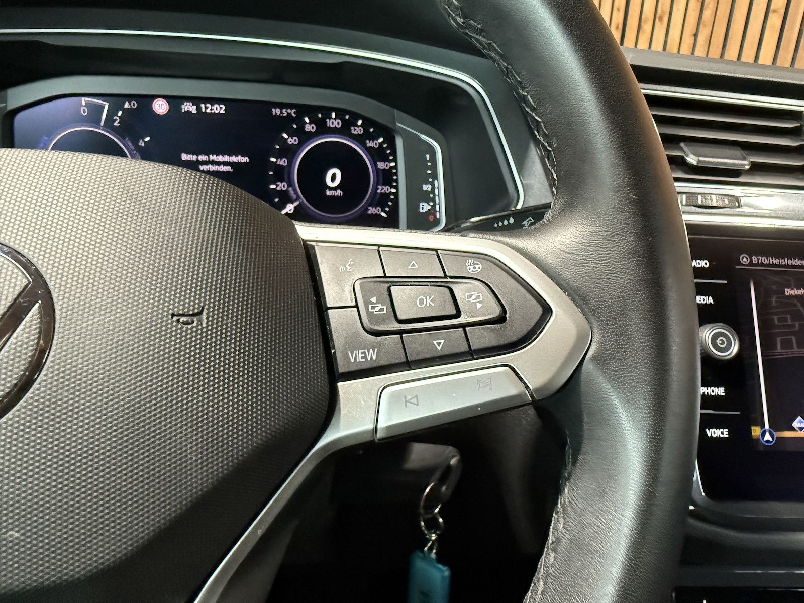Fahrzeugabbildung Volkswagen Tiguan 1,4 eHybrid Life DSG *Navi*ACC*LED*AHK