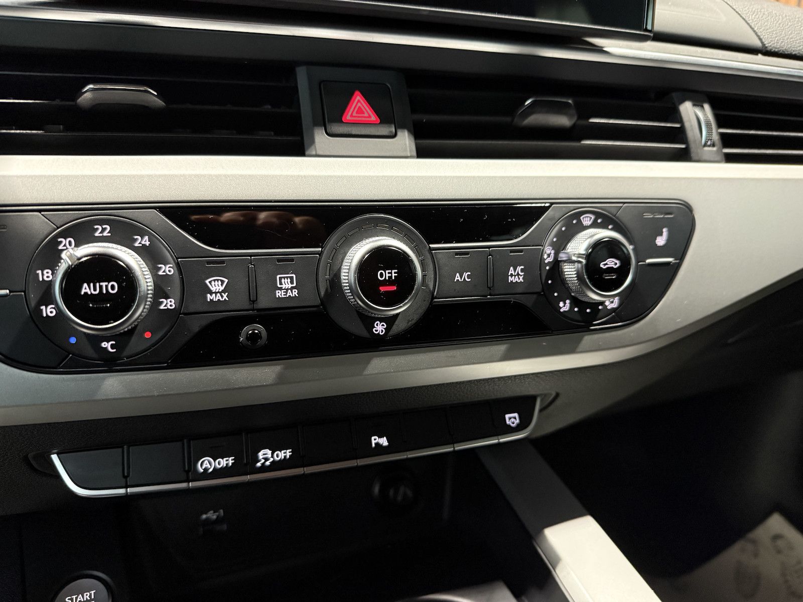 Fahrzeugabbildung Audi A4 Avant 2,0 TDI Aut. *Navi+*ACC*AHK*Kamera*App*
