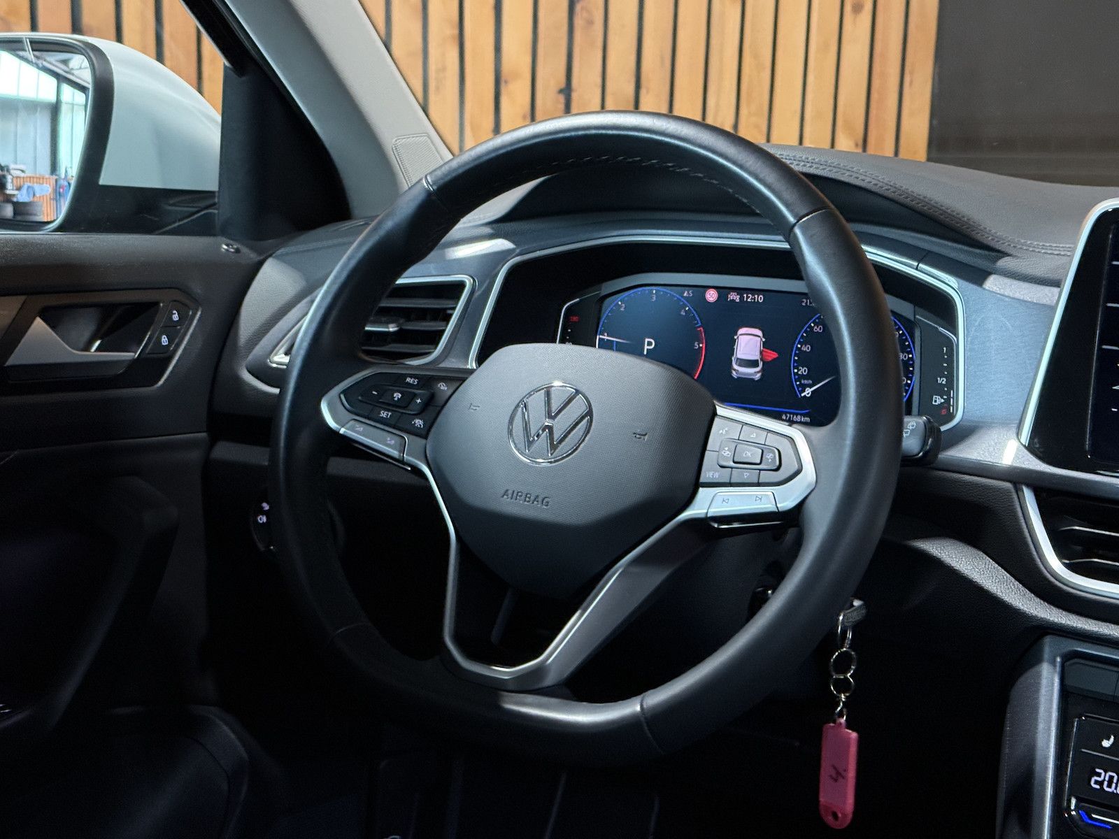 Fahrzeugabbildung Volkswagen T-Roc 2,0 TDI Style DSG Navi*LED*Kam*Virtual*AHK