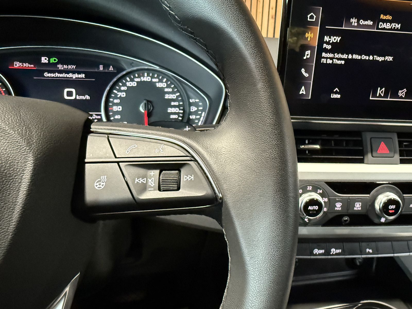 Fahrzeugabbildung Audi A4 Avant 2,0 TDI Aut. *Navi+*ACC*AHK*Kamera*App*