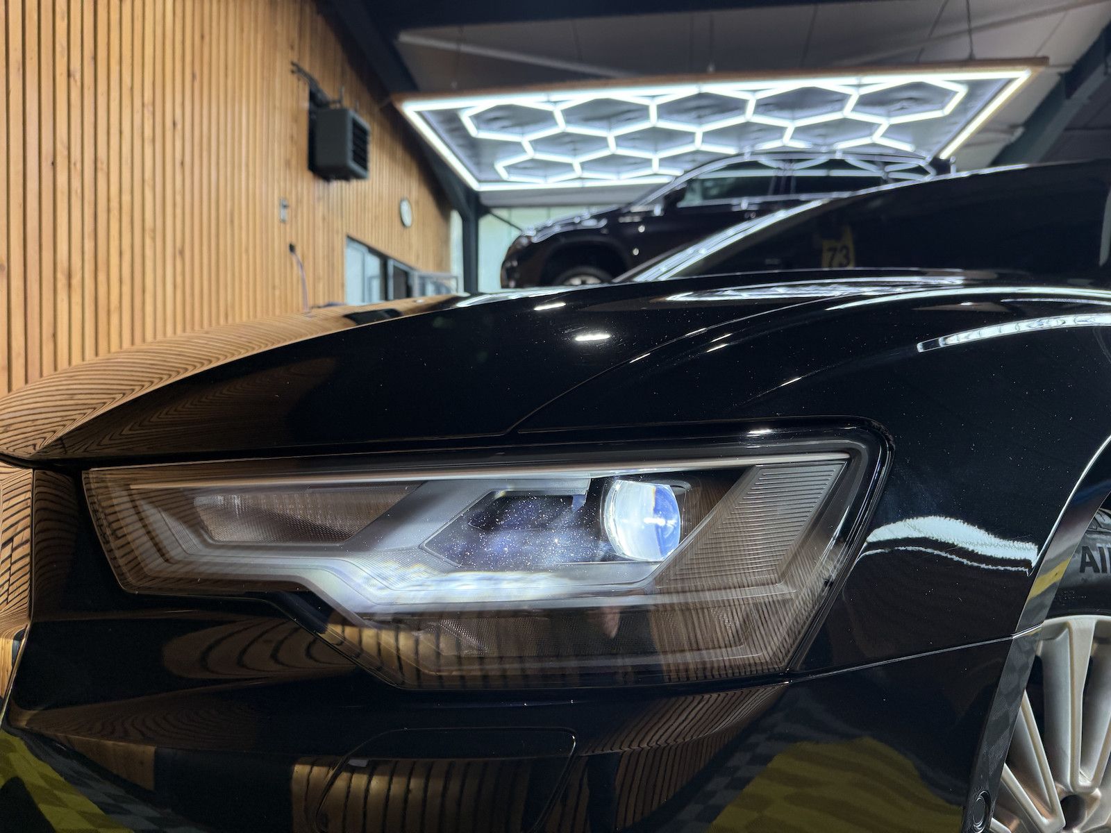 Fahrzeugabbildung Audi A6 Avant 2,0 TDI qu. *Navi*ACC*LED*AHK*Leder*