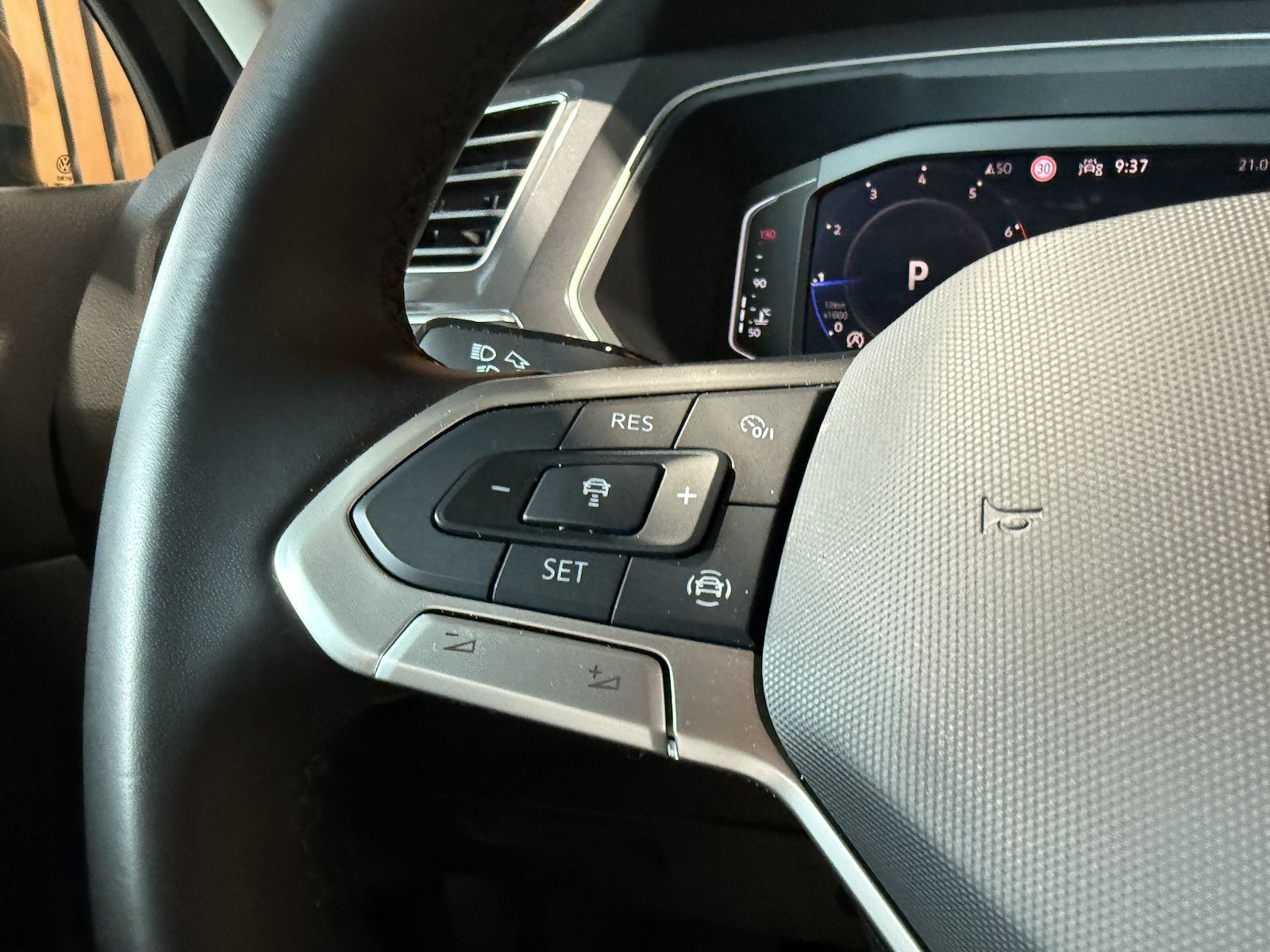 Fahrzeugabbildung Volkswagen Tiguan Allspace TSI DSG 7-Sitzer *Navi*AHK*LED*